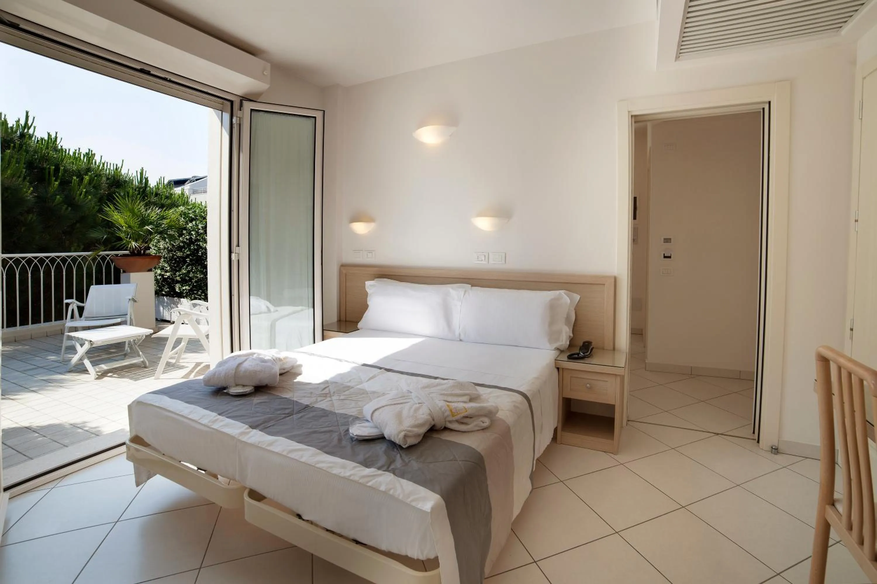 Day, Bed in Hotel Gala