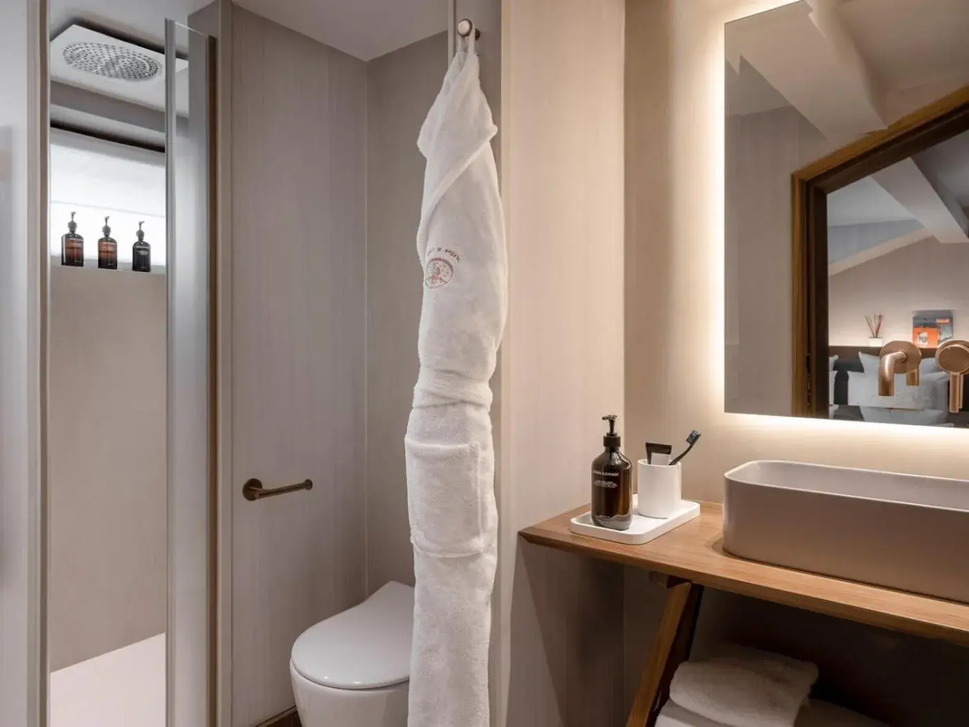 Small Double Room in Coeur de Megève Small Double Room in Coeur de Megève