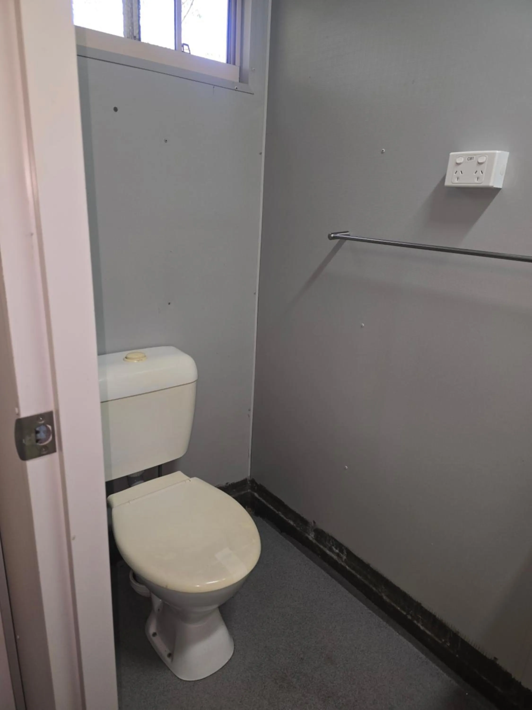 Narangba Motel (formerly Brisbane North B&B and Winery)