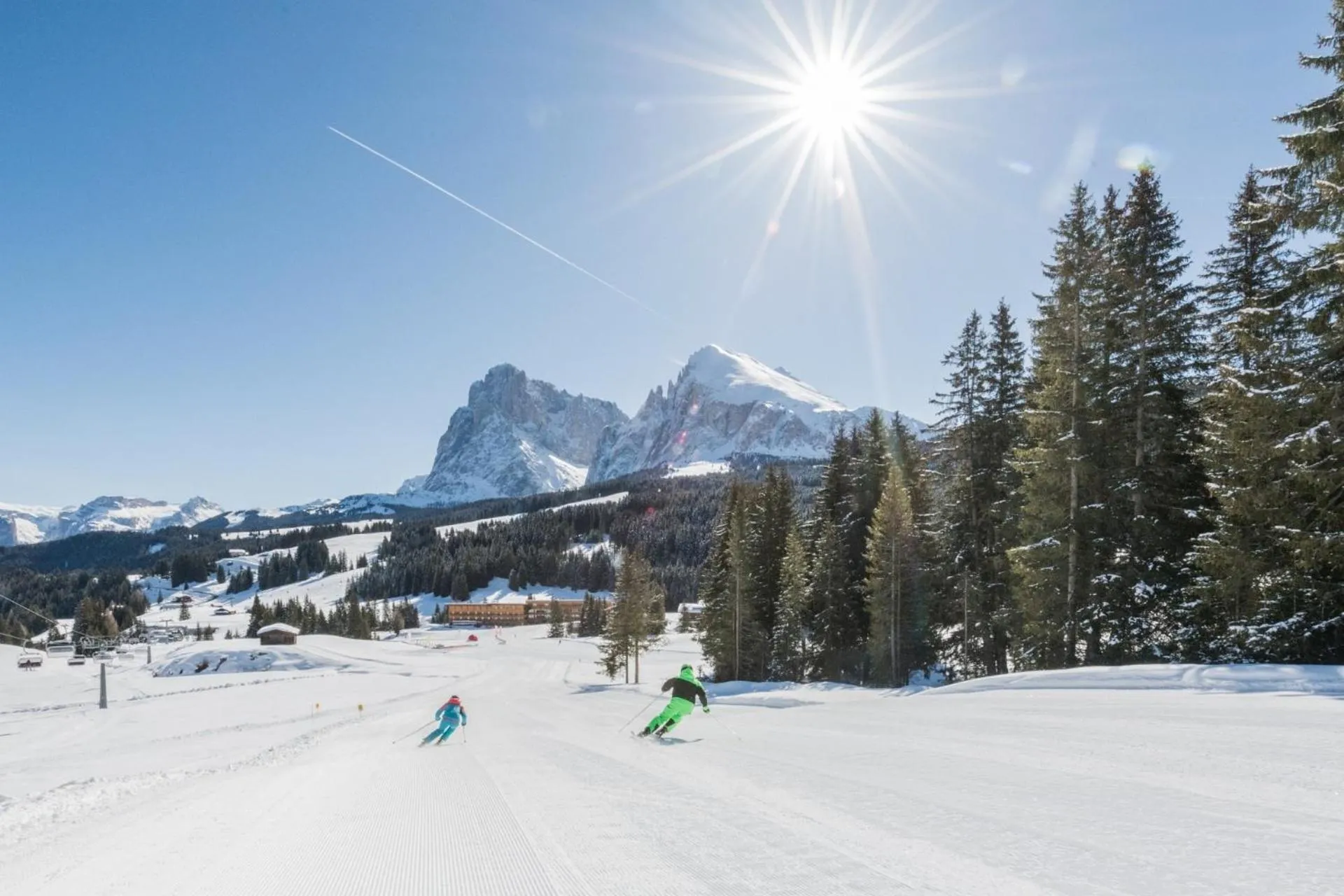Ski School in Sporthotel Floralpina