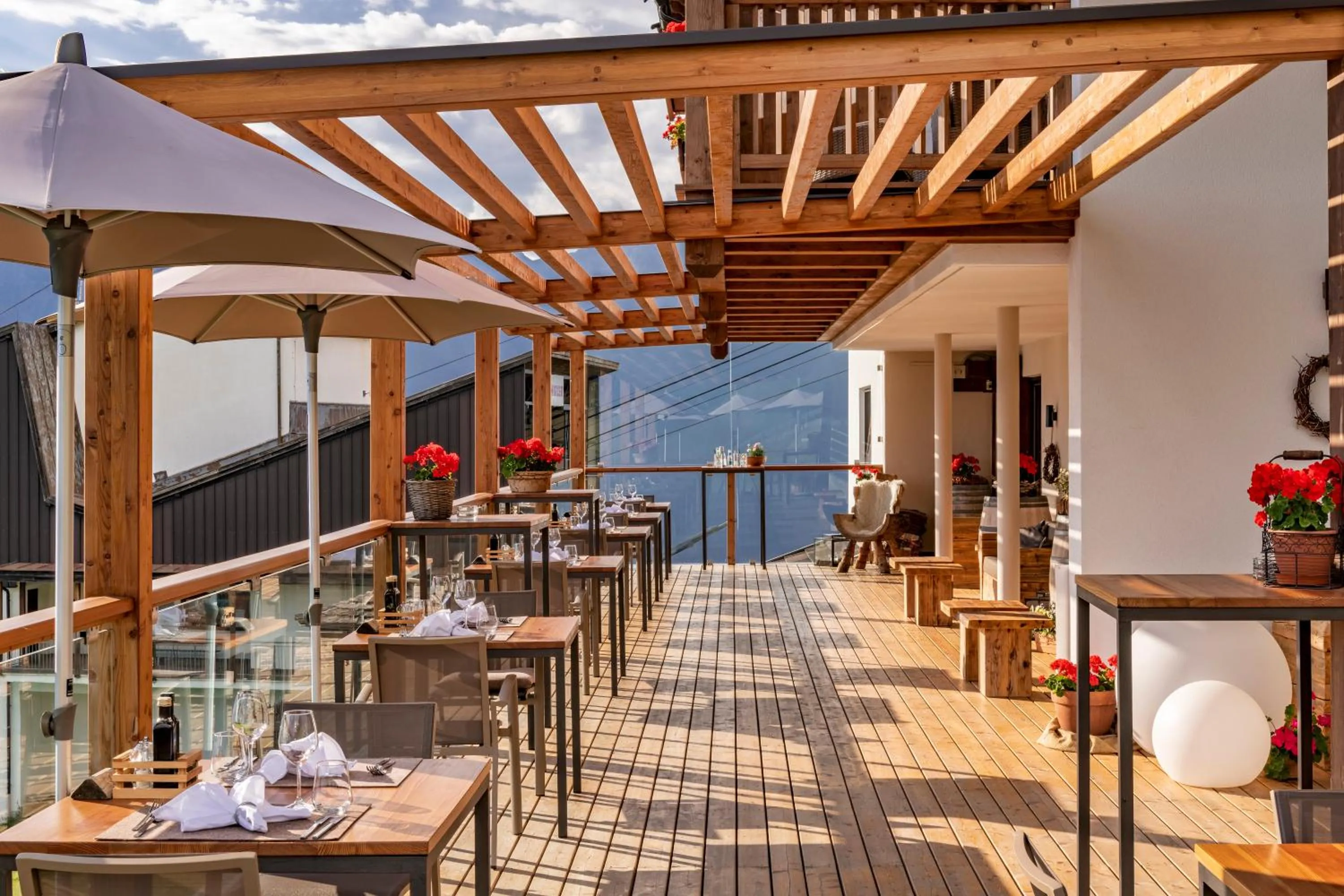 Restaurant/places to eat in Mountain Lodge Prennanger