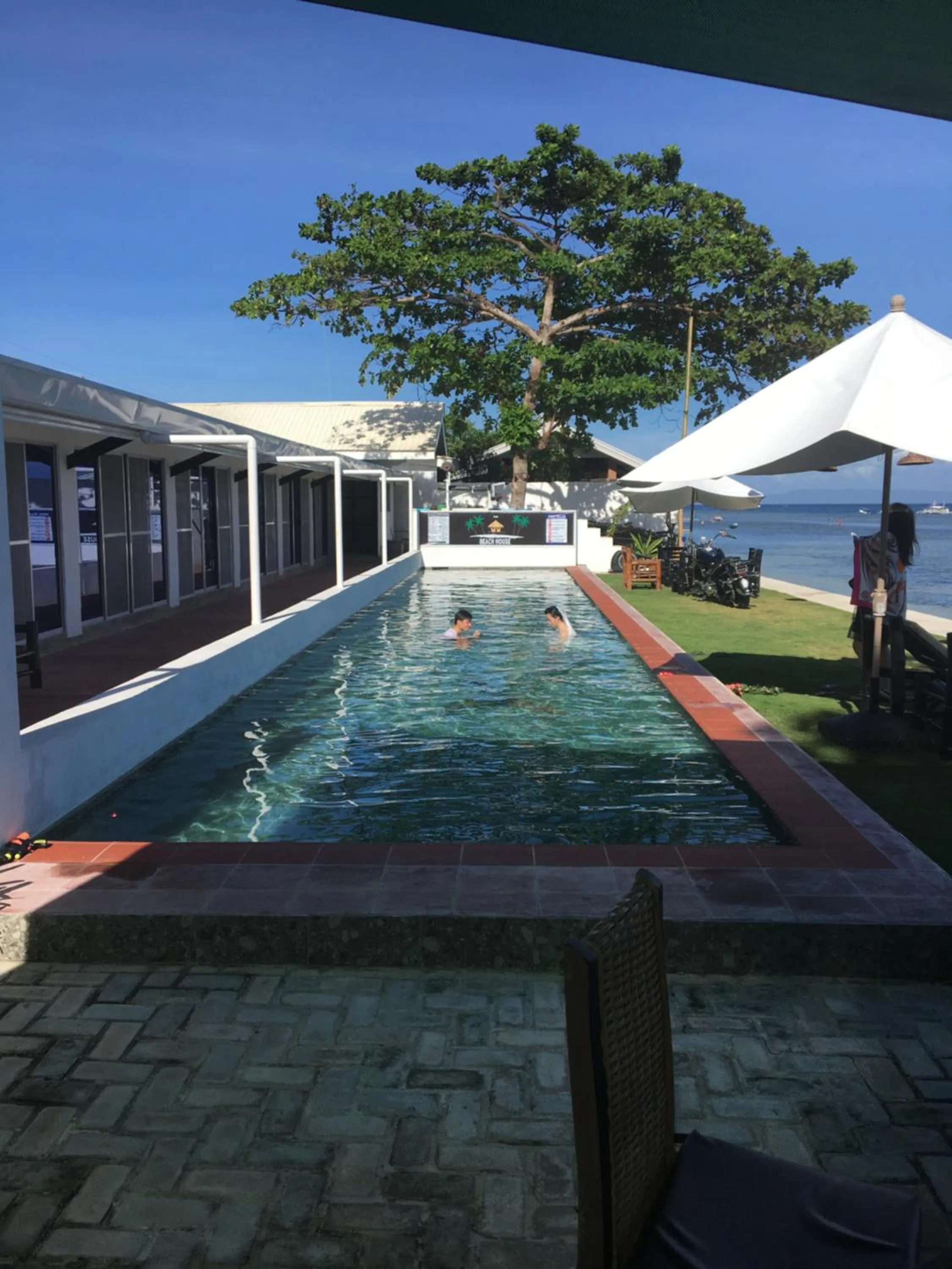 the beachhouse cebu