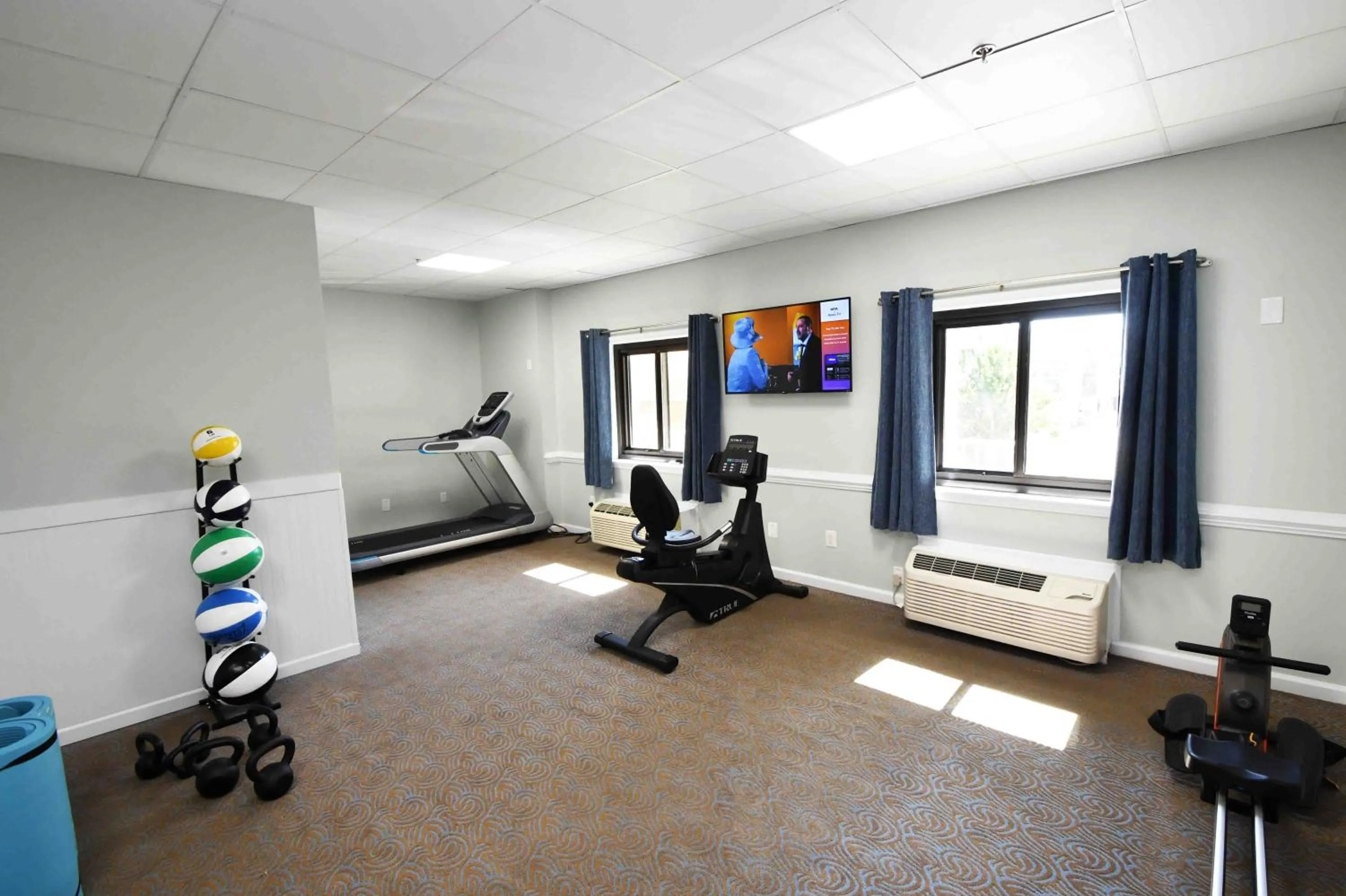 Fitness centre/facilities in Coastal Palms Inn and Suites