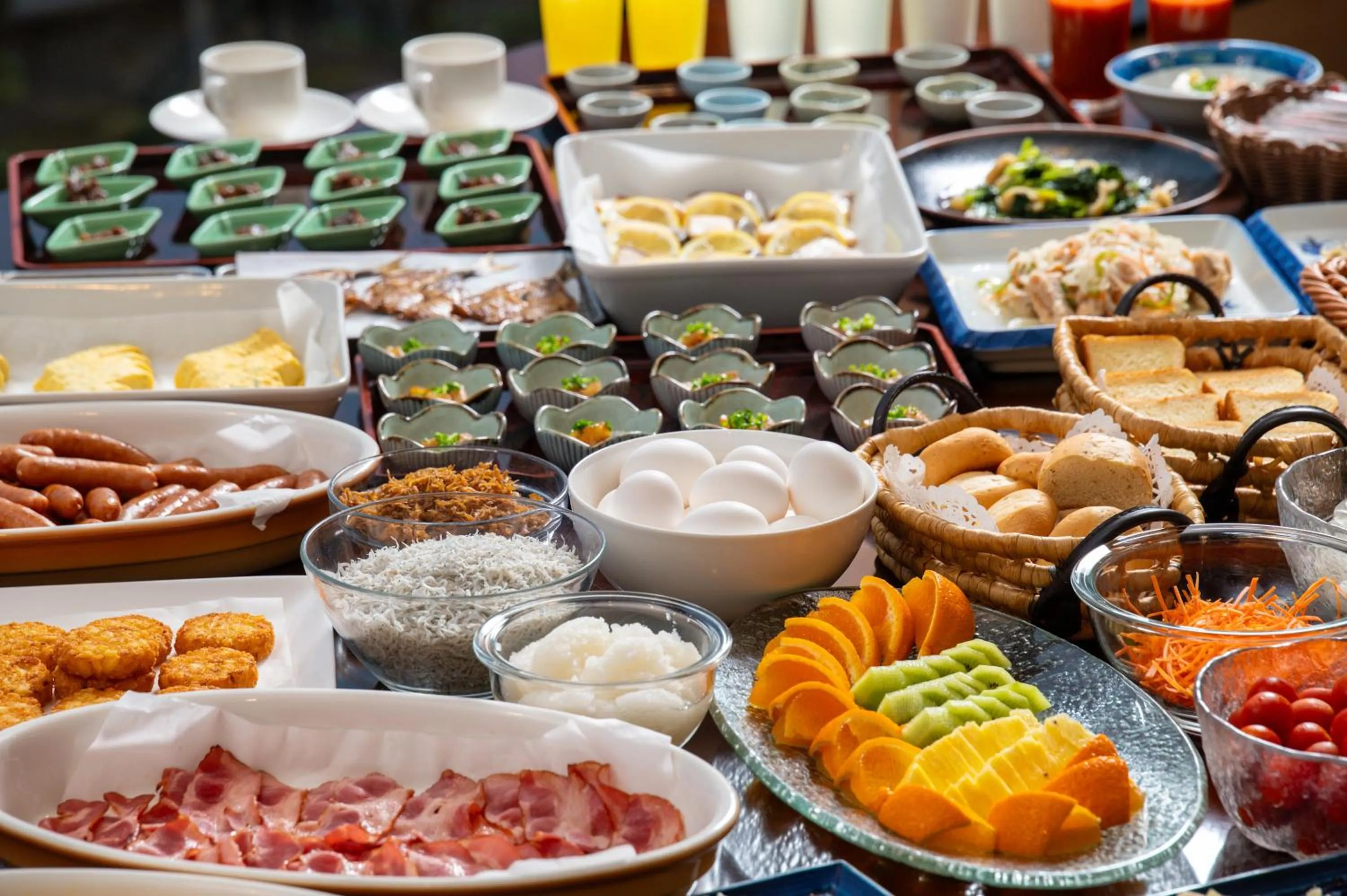 Breakfast in Yunoko Umi To Yuyake