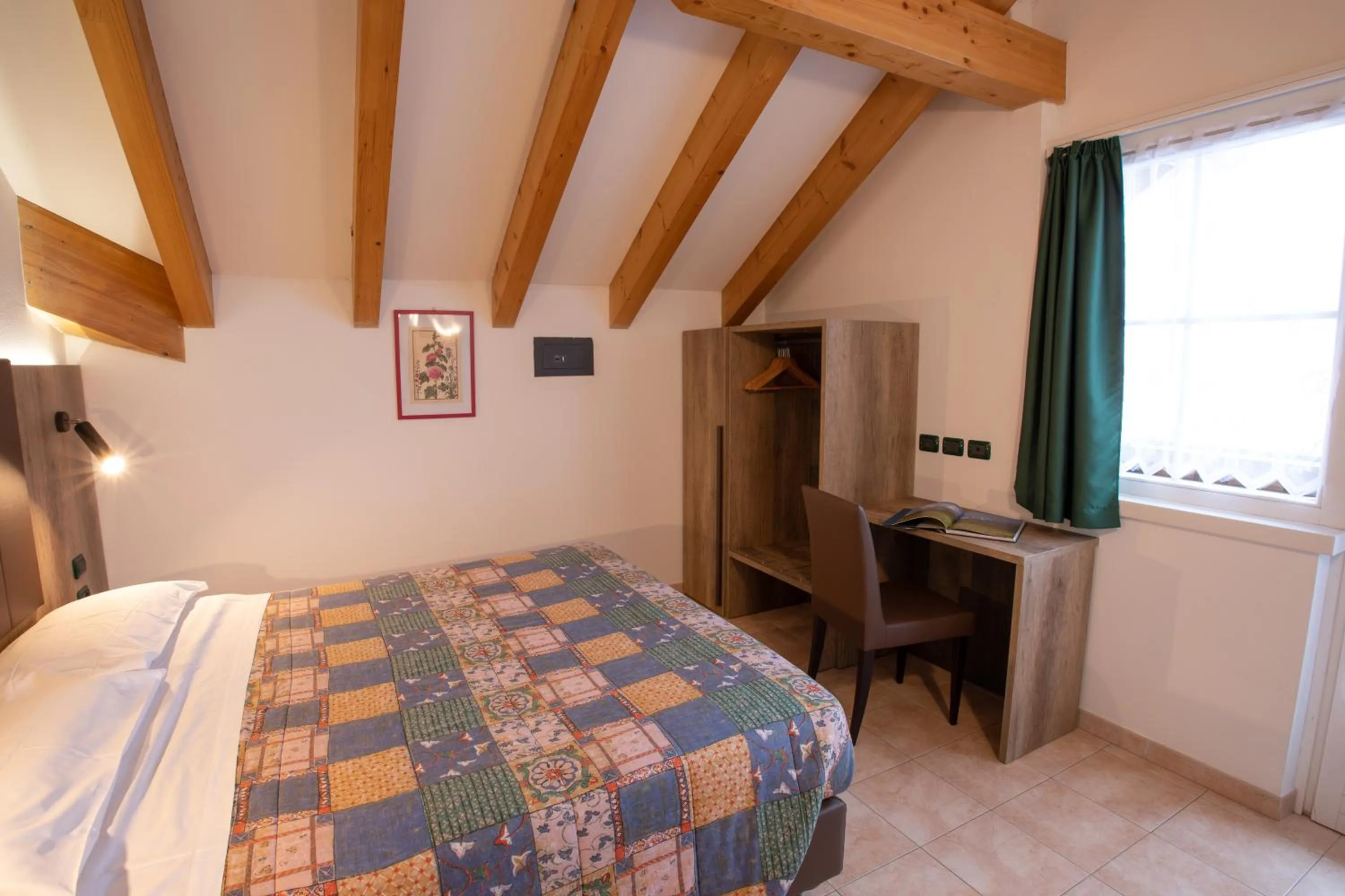 Bedroom, Bed in Residence Meridiana