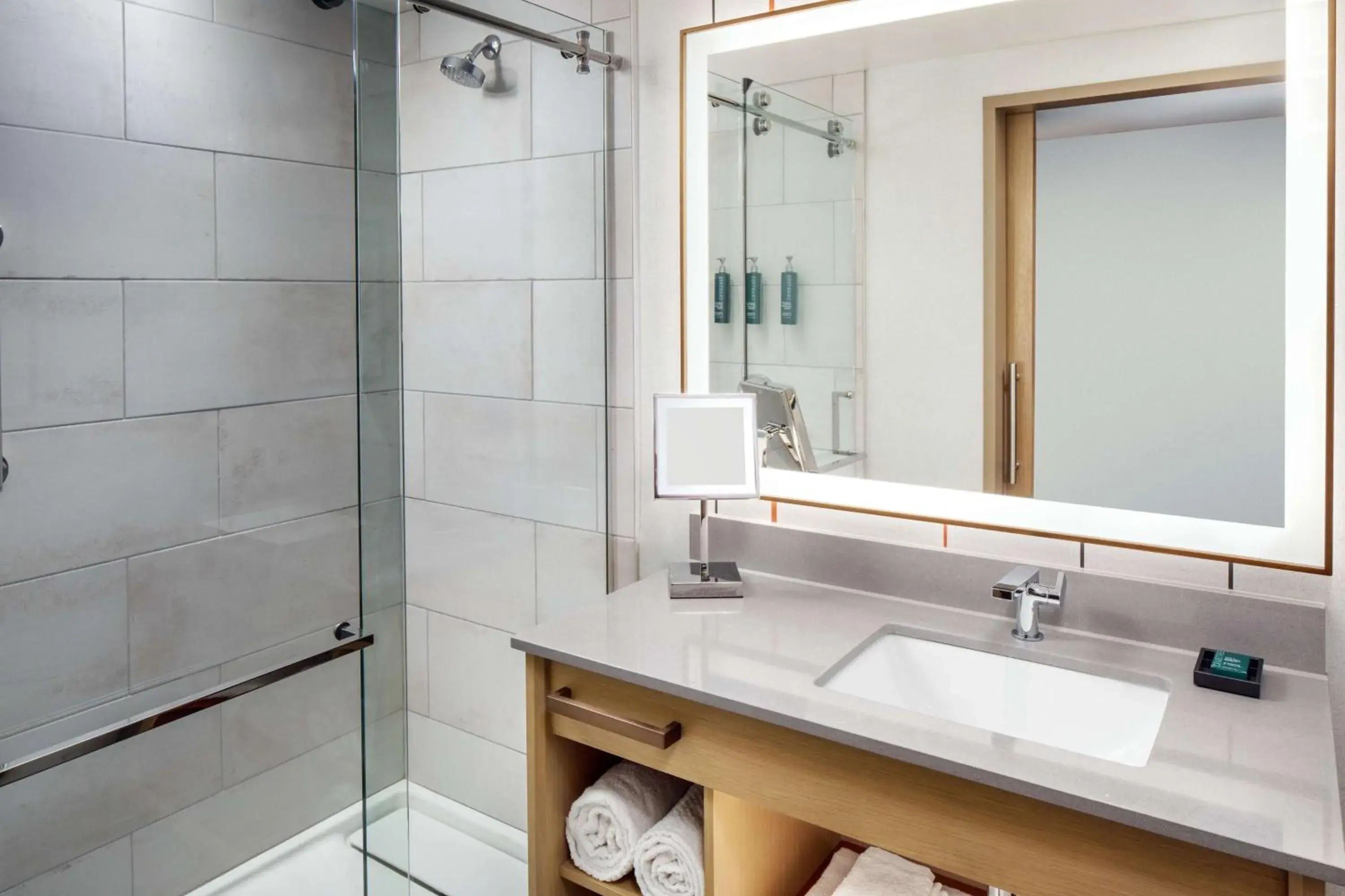 Deluxe King Room in Hilton Columbus Downtown Deluxe King Room in Hilton Columbus Downtown