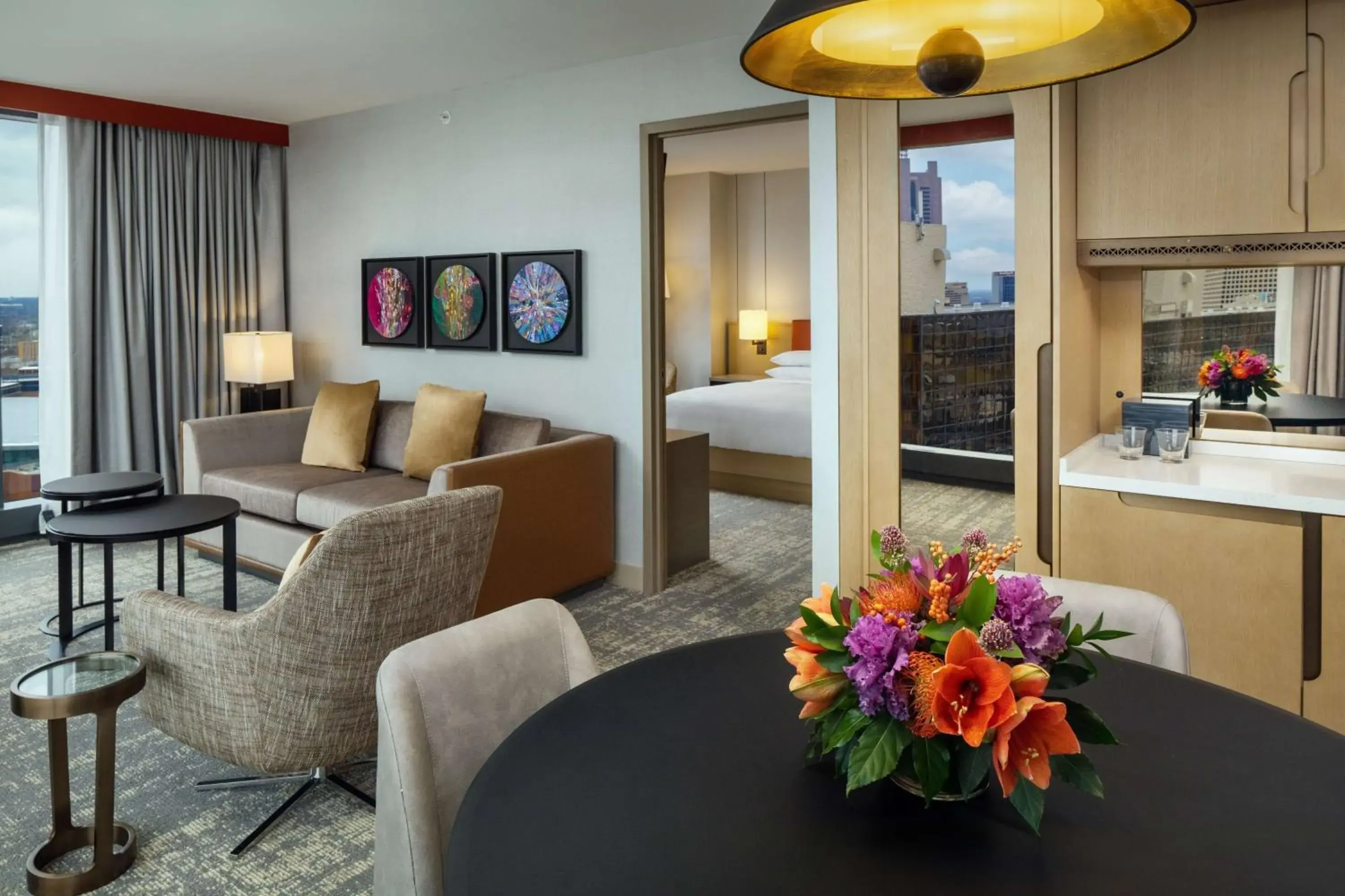 Living room in Hilton Columbus Downtown Living room in Hilton Columbus Downtown