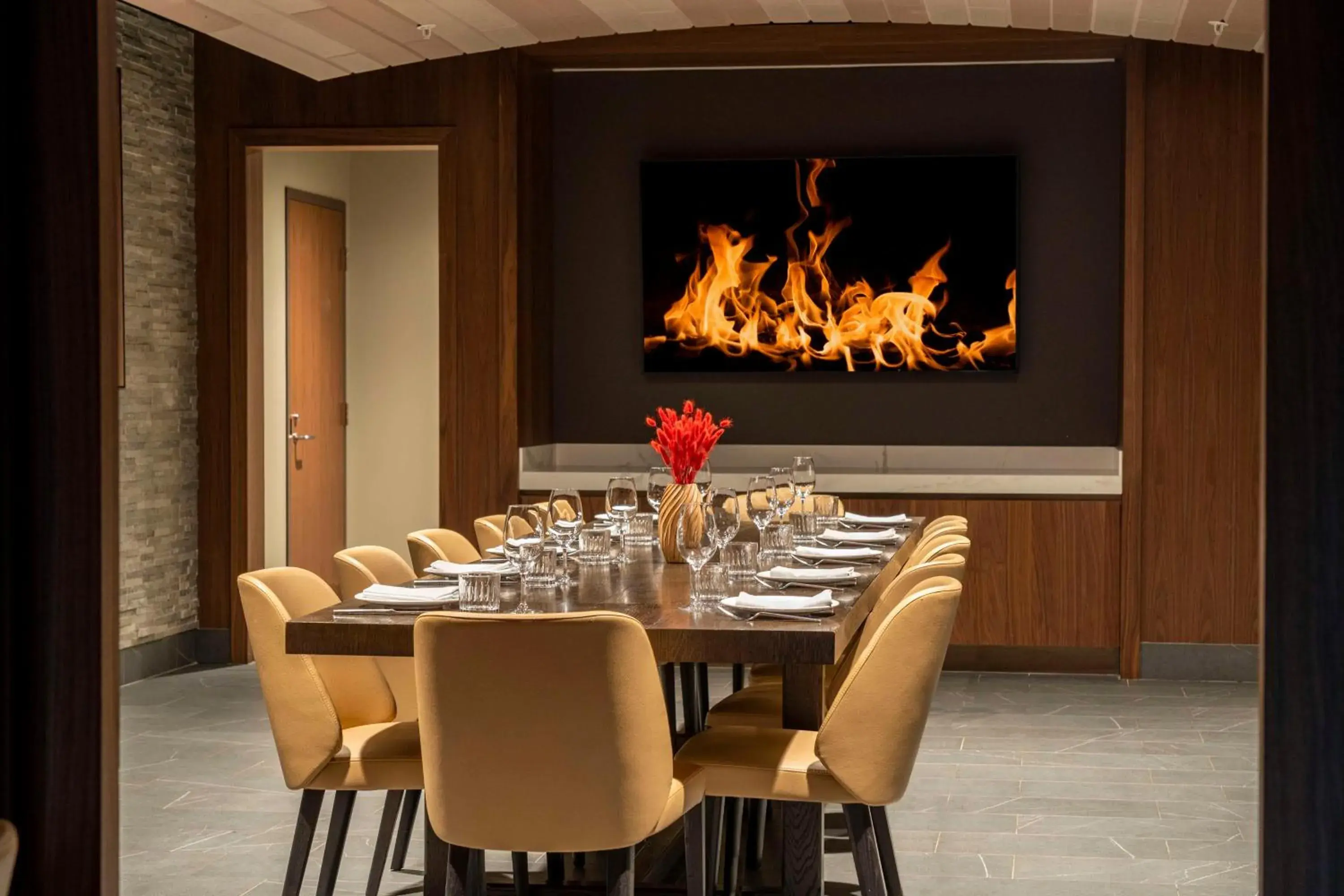 Restaurant/places to eat in Hilton Columbus Downtown Restaurant/places to eat in Hilton Columbus Downtown