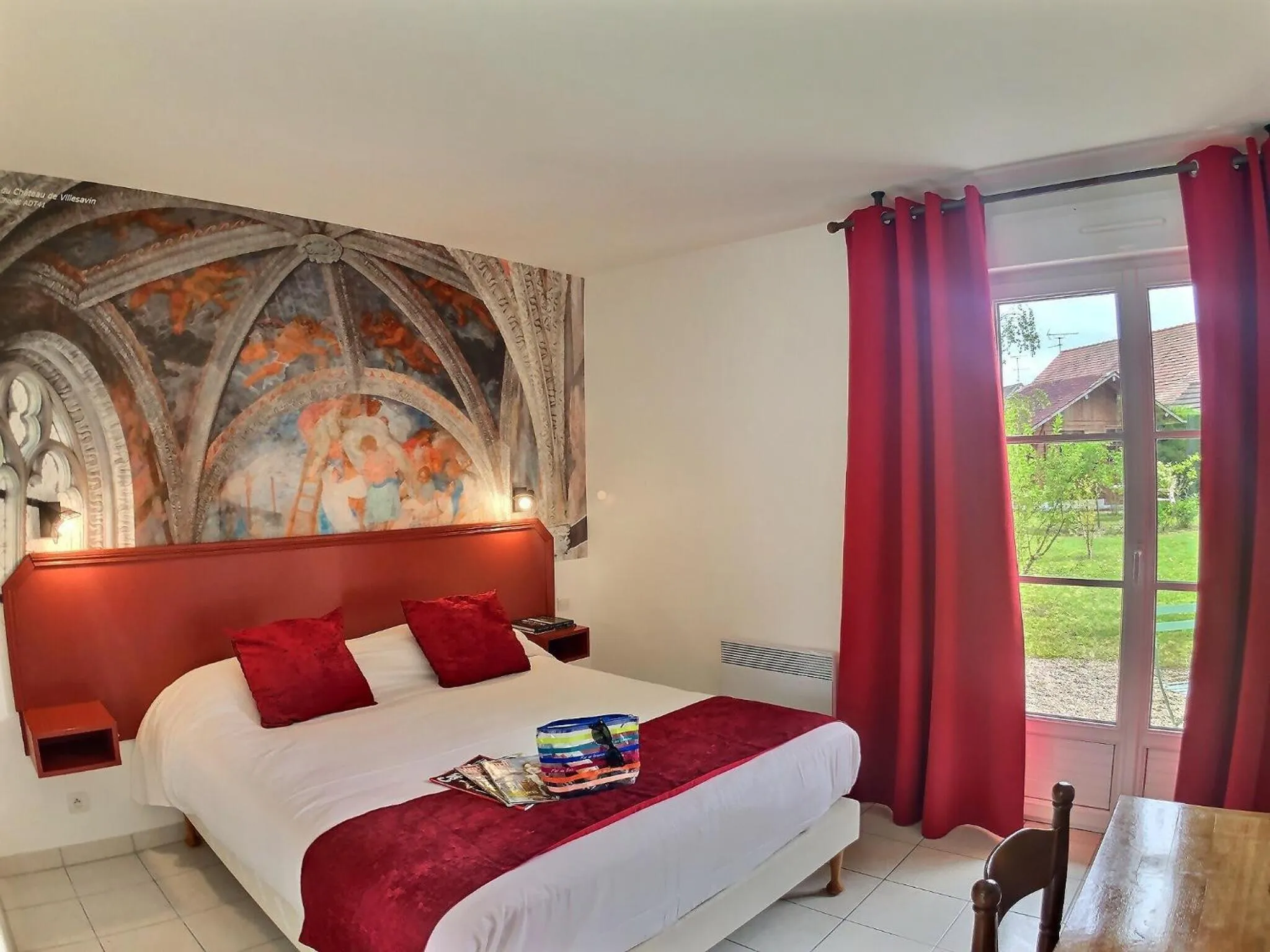 View (from property/room), Bed in Logis Hôtel du Château