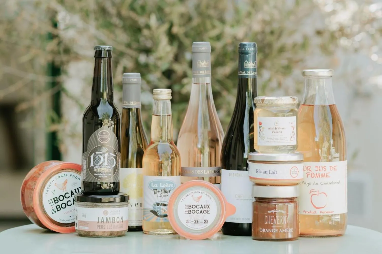 Dining area in Logis Hôtel du Château