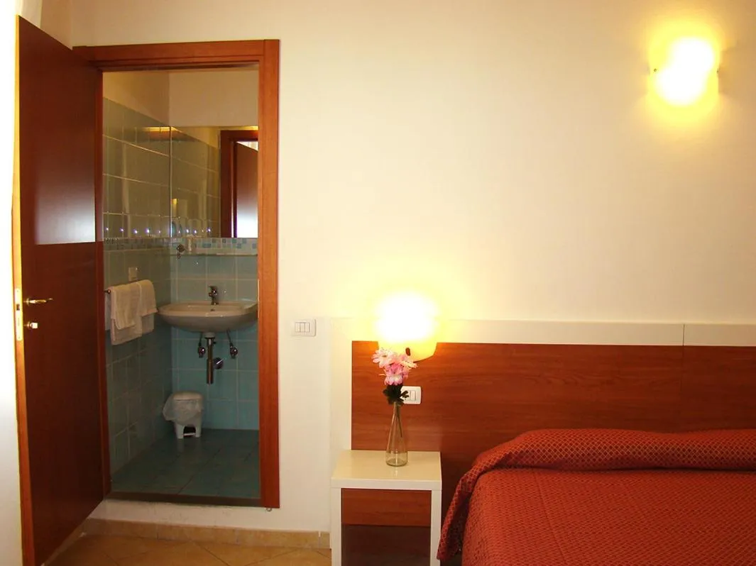 Bathroom, Bed in B&B Soggiorno Ponte Rosso