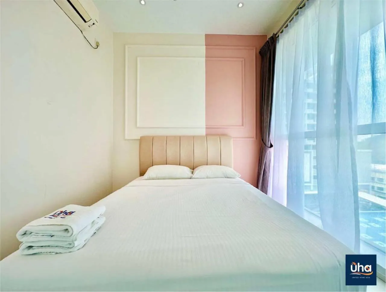 Bed in Akademik Suite by RR JBcity