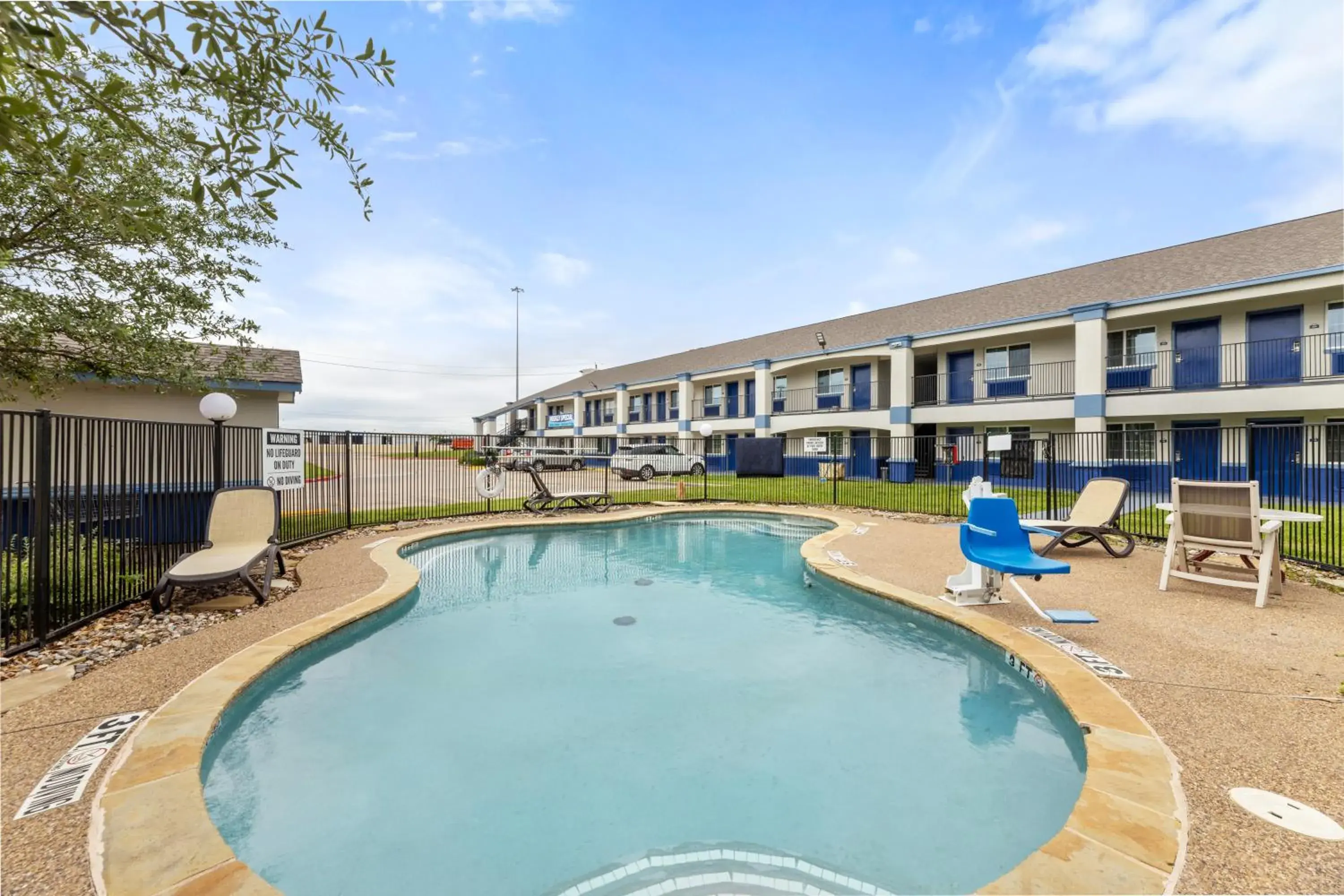 Swimming pool in Days Inn by Wyndham McKinney Swimming pool in Days Inn by Wyndham McKinney