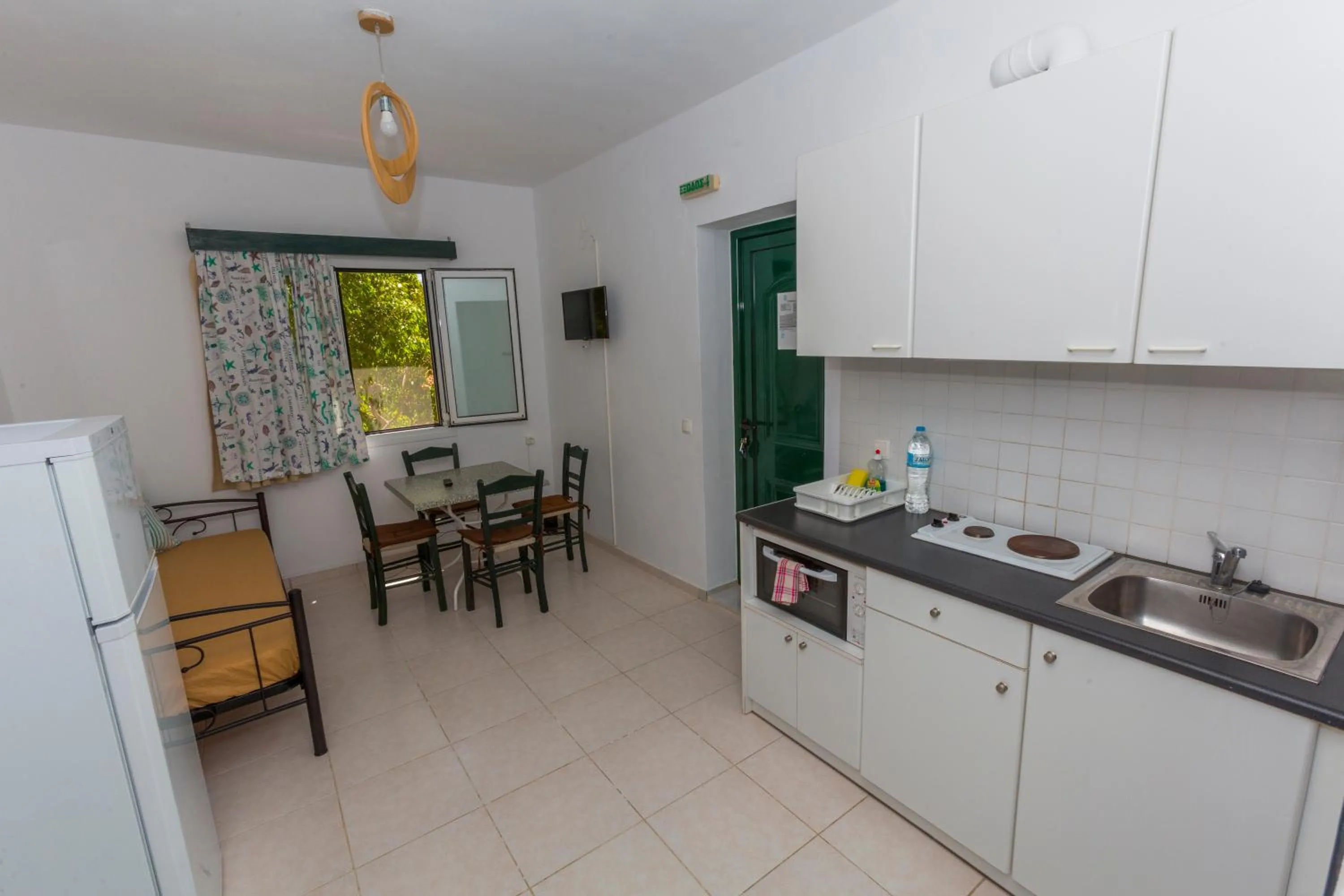 Kitchen or kitchenette in Sandy Beach Villas and Apartments