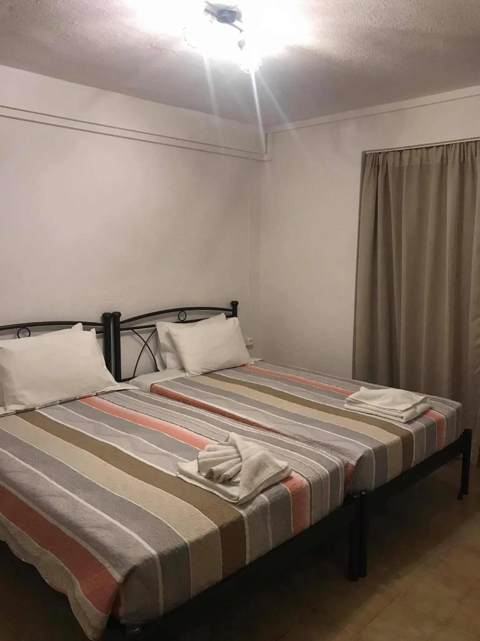 Bed in Sandy Beach Villas and Apartments