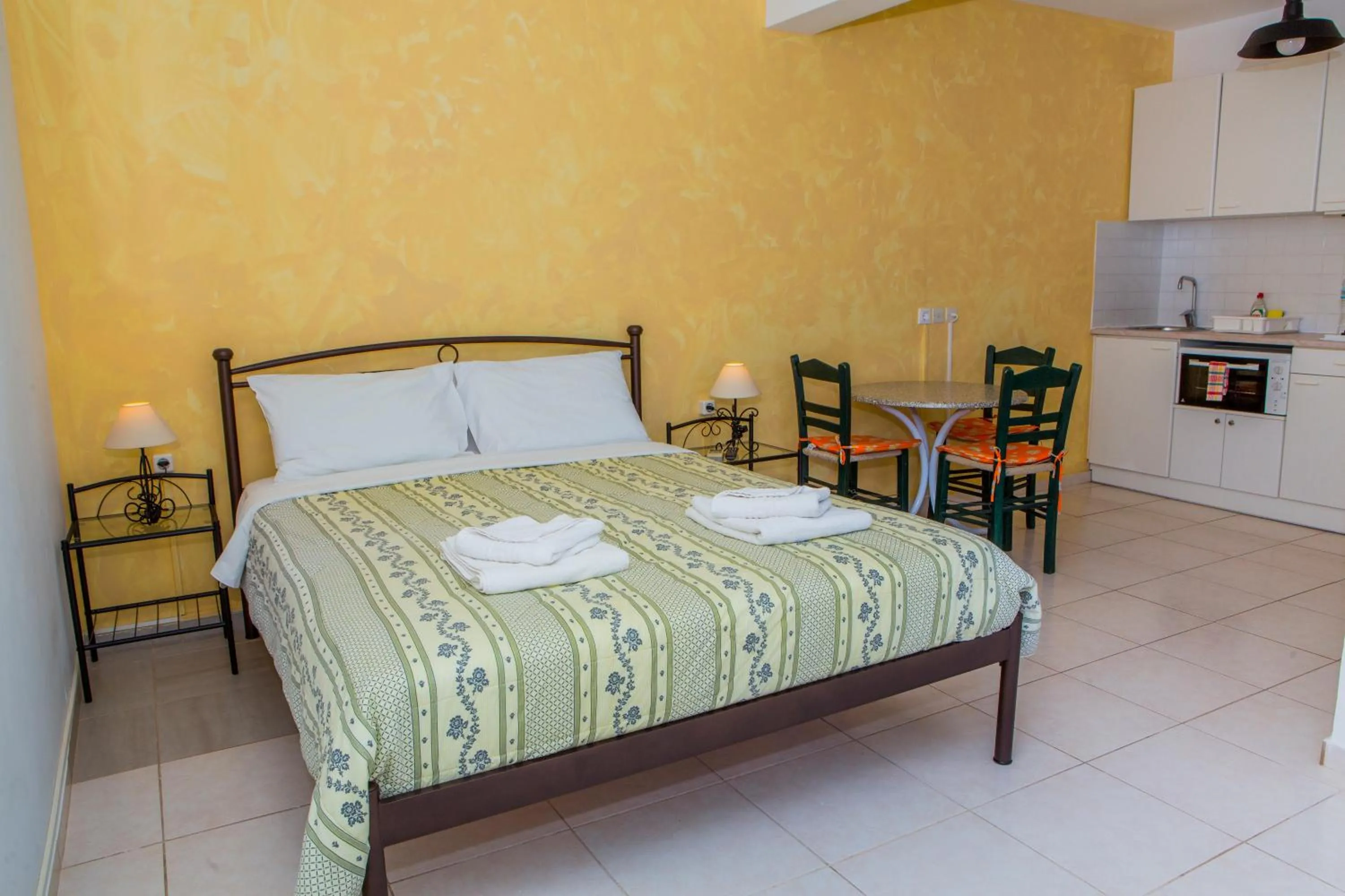 Bed in Sandy Beach Villas and Apartments