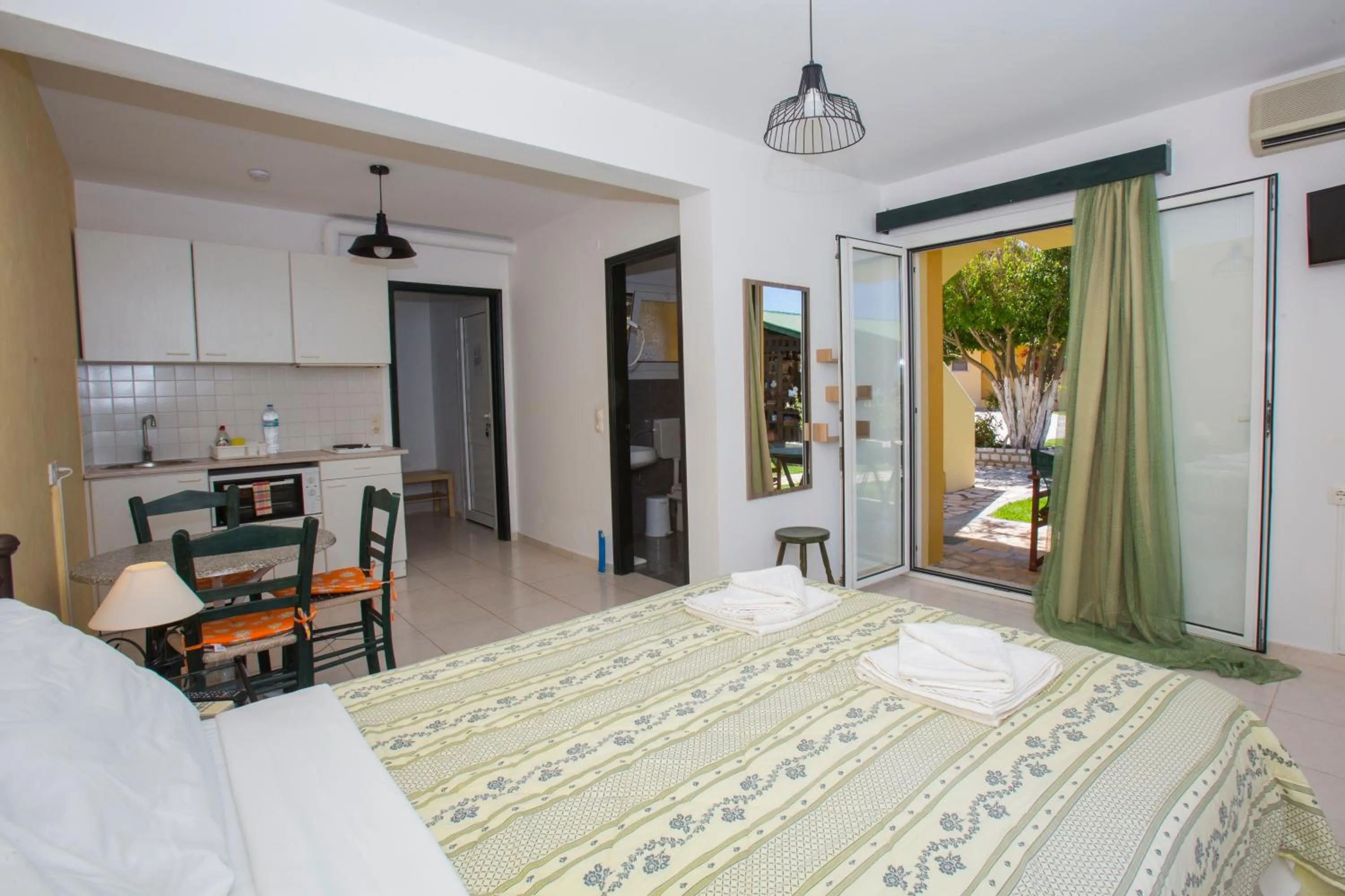 Photo of the whole room, Bed in Sandy Beach Villas and Apartments