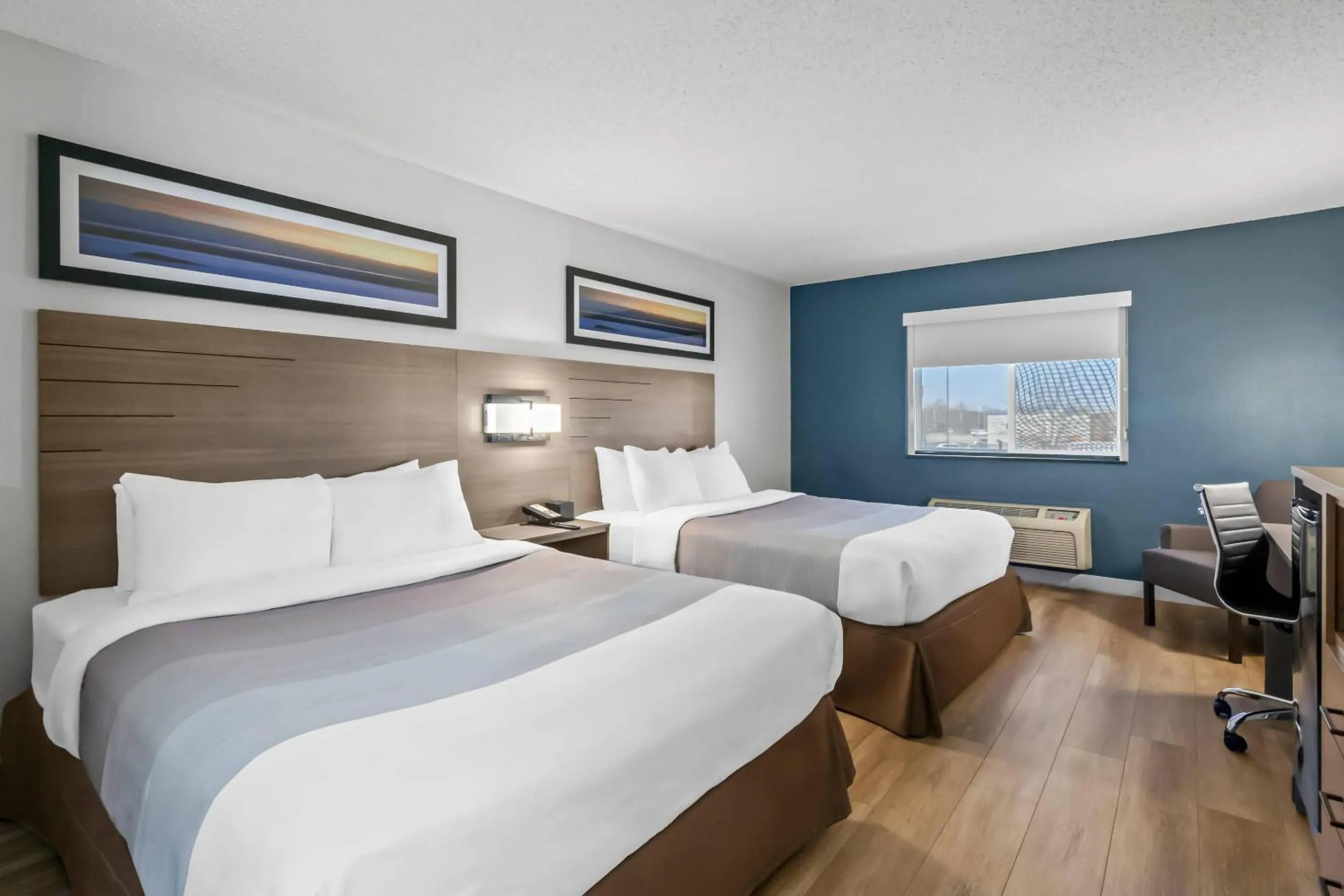 Bedroom, Bed in Quality Inn Neosho