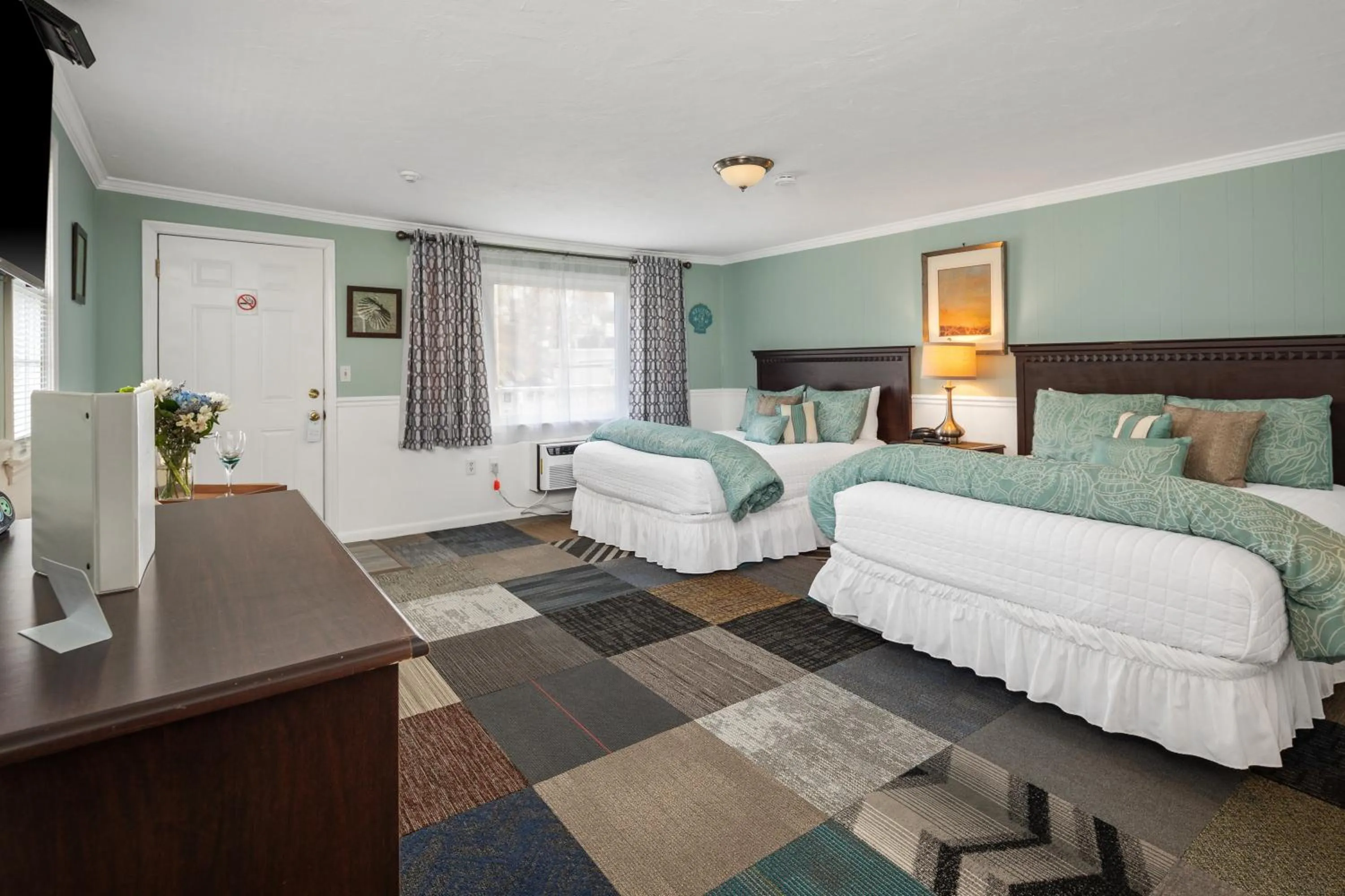 Bed in Nantasket Beach Hotel