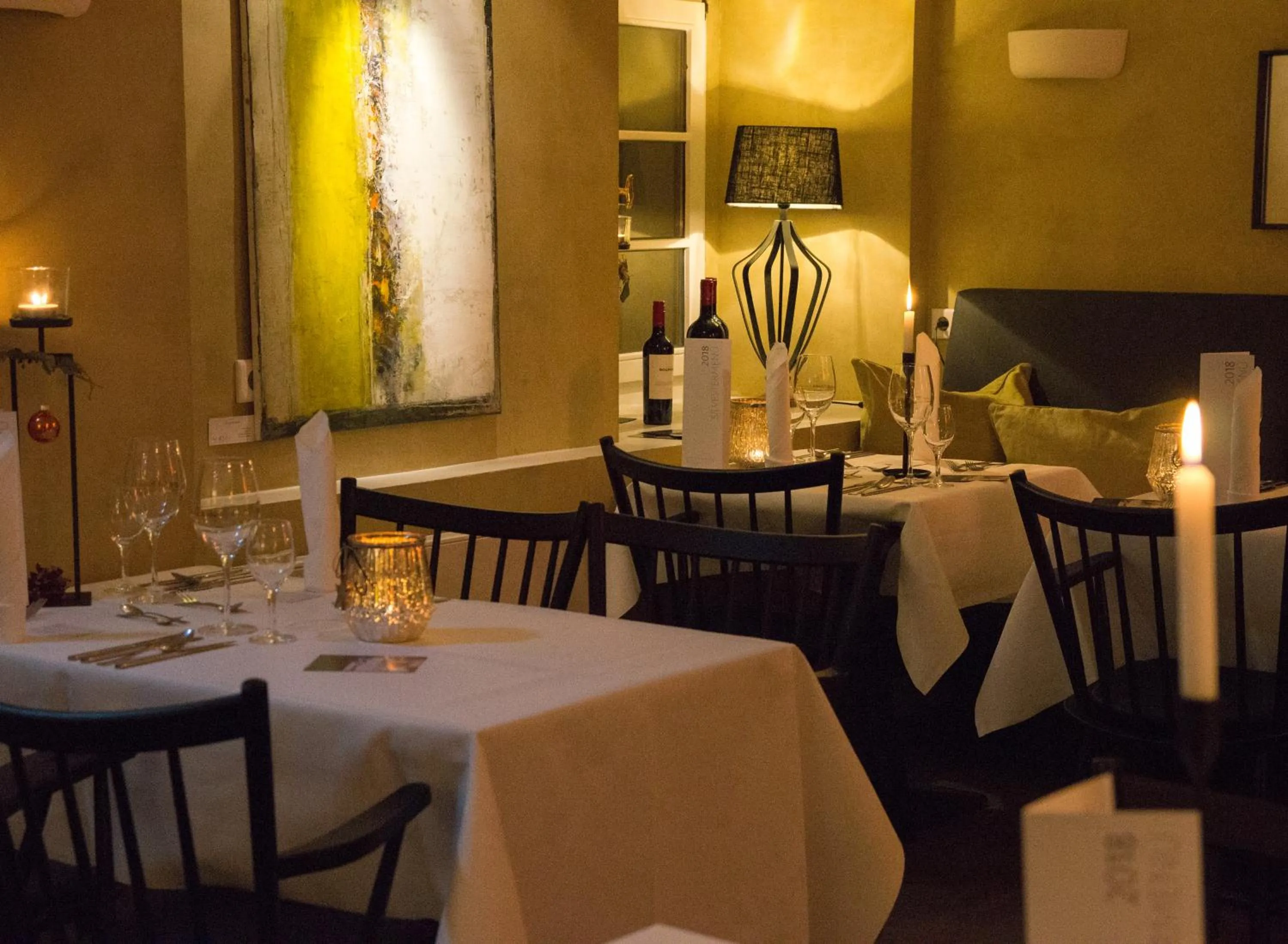 Restaurant/places to eat in Galerie Hotel