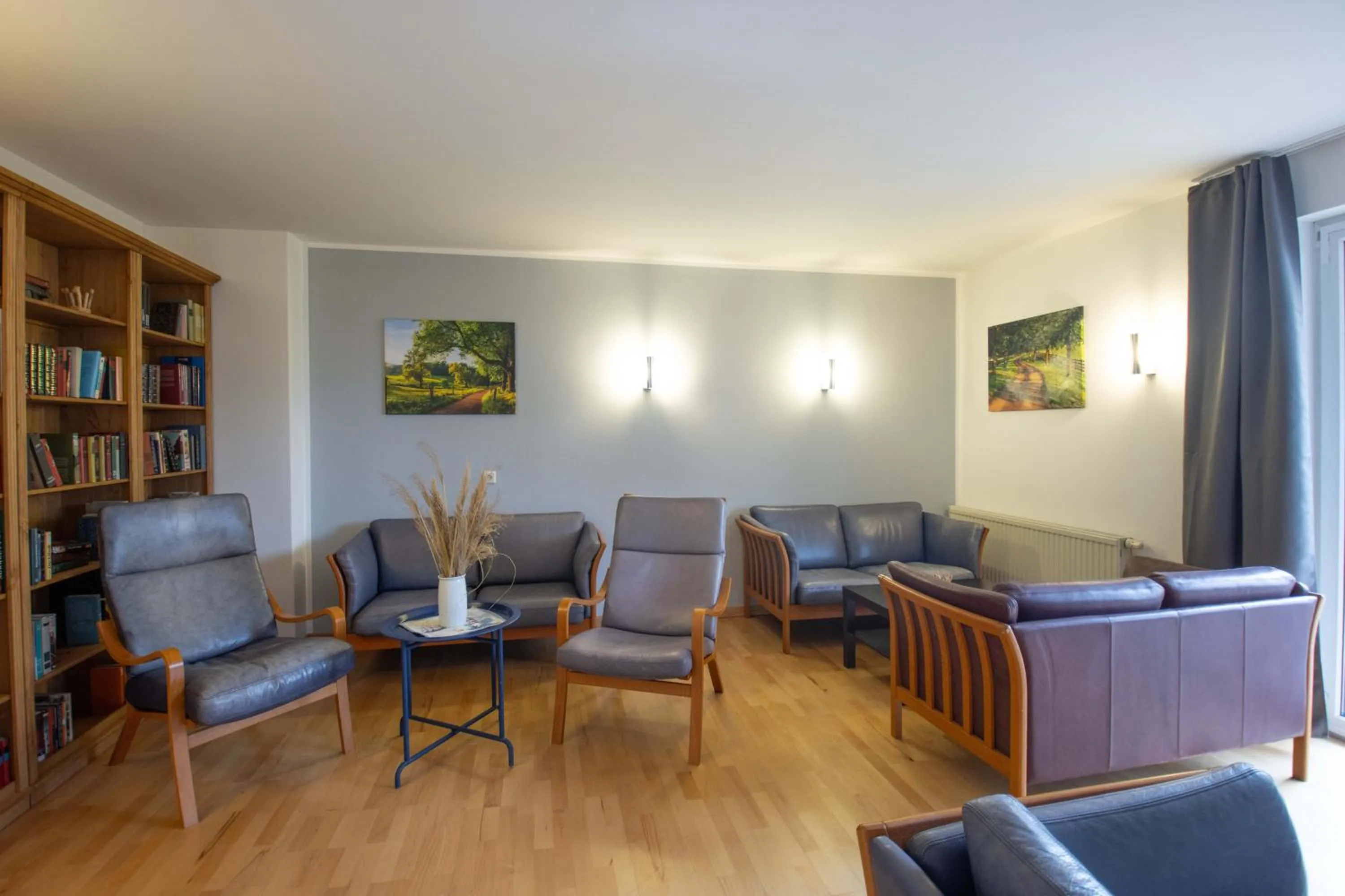 Communal lounge/ TV room in Inselhotel kleiner Bodden