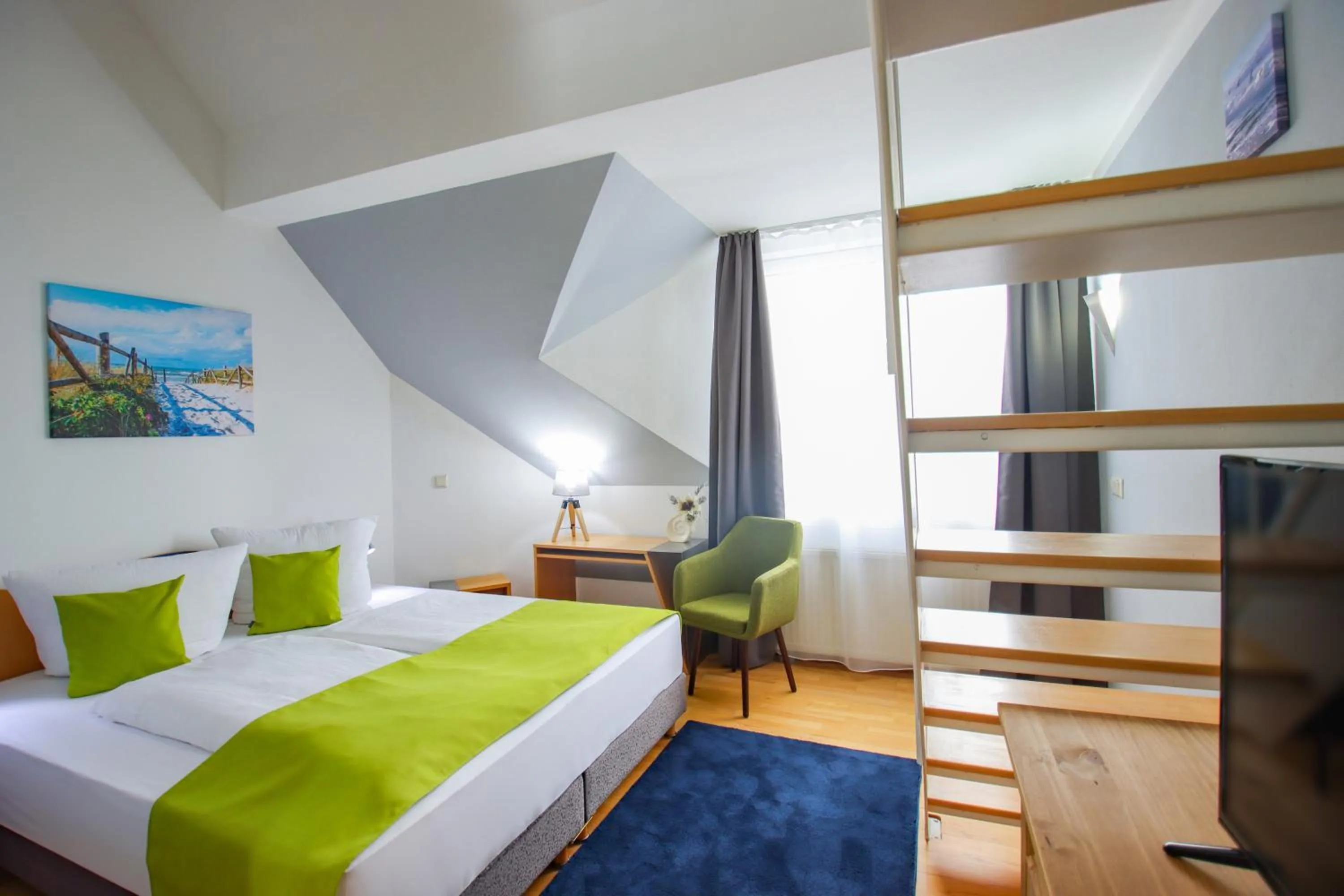 Photo of the whole room, Bed in Inselhotel kleiner Bodden