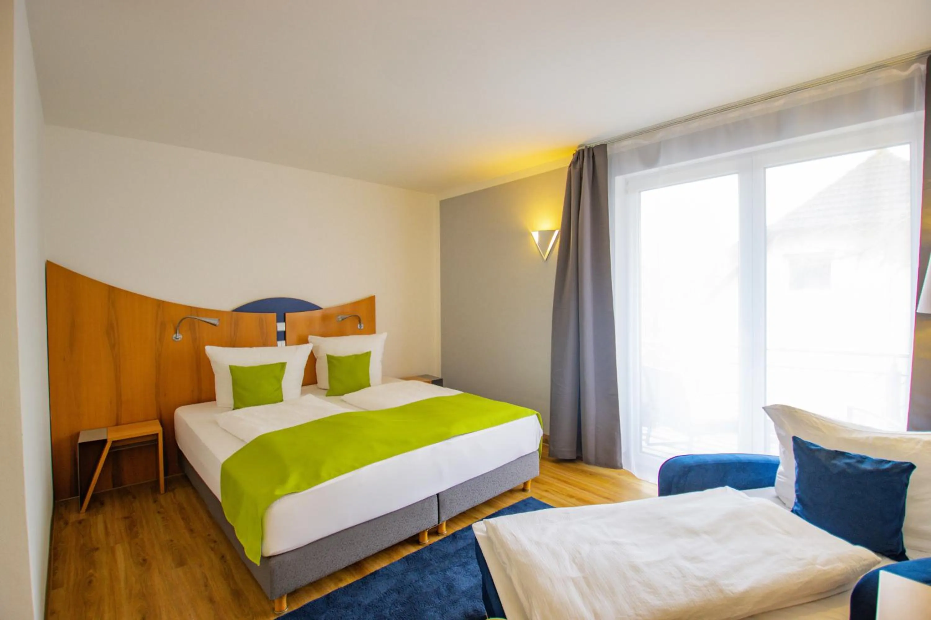 Photo of the whole room, Bed in Inselhotel kleiner Bodden