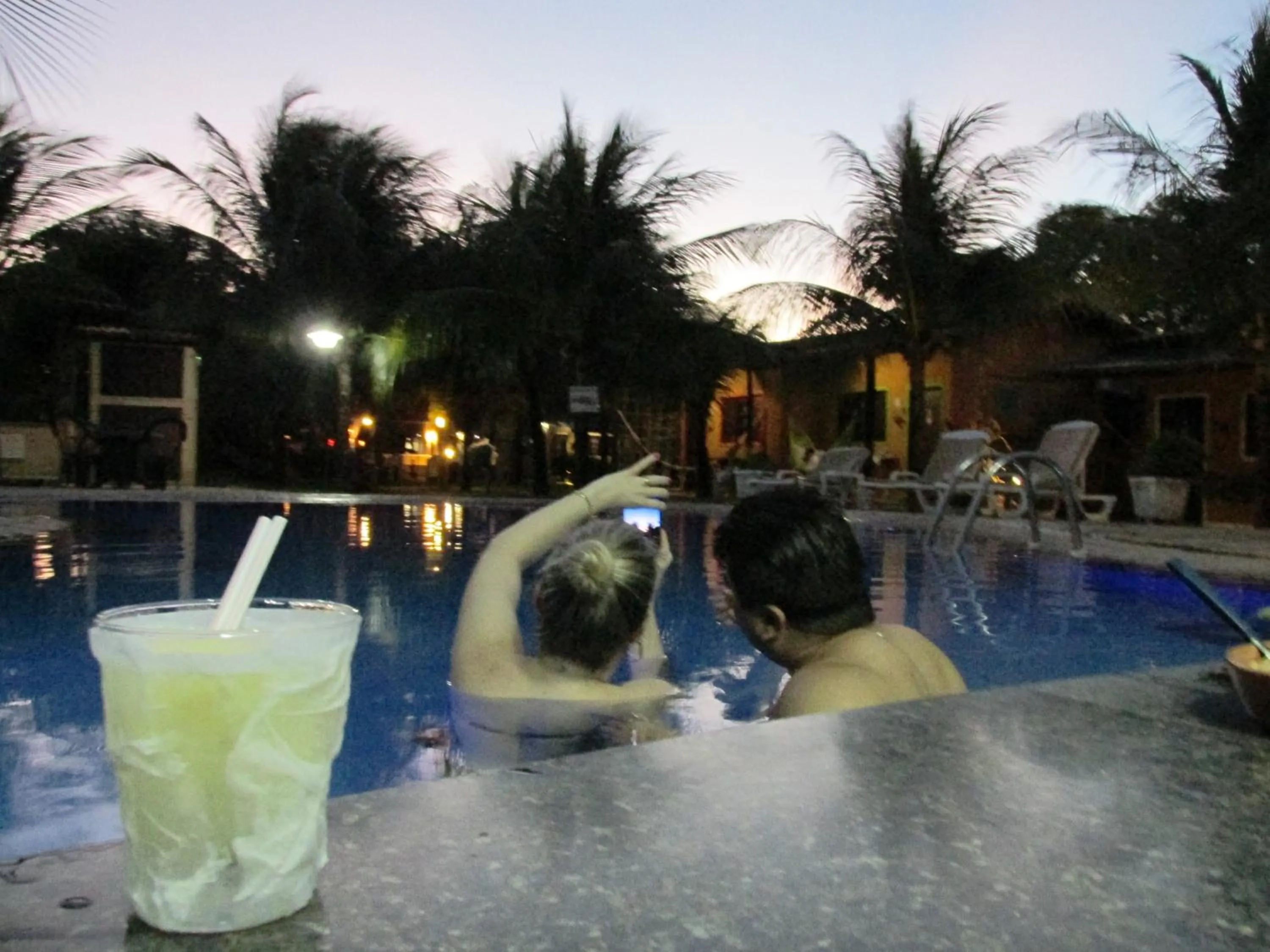 Swimming pool in Hotel Enseada Maracajaú