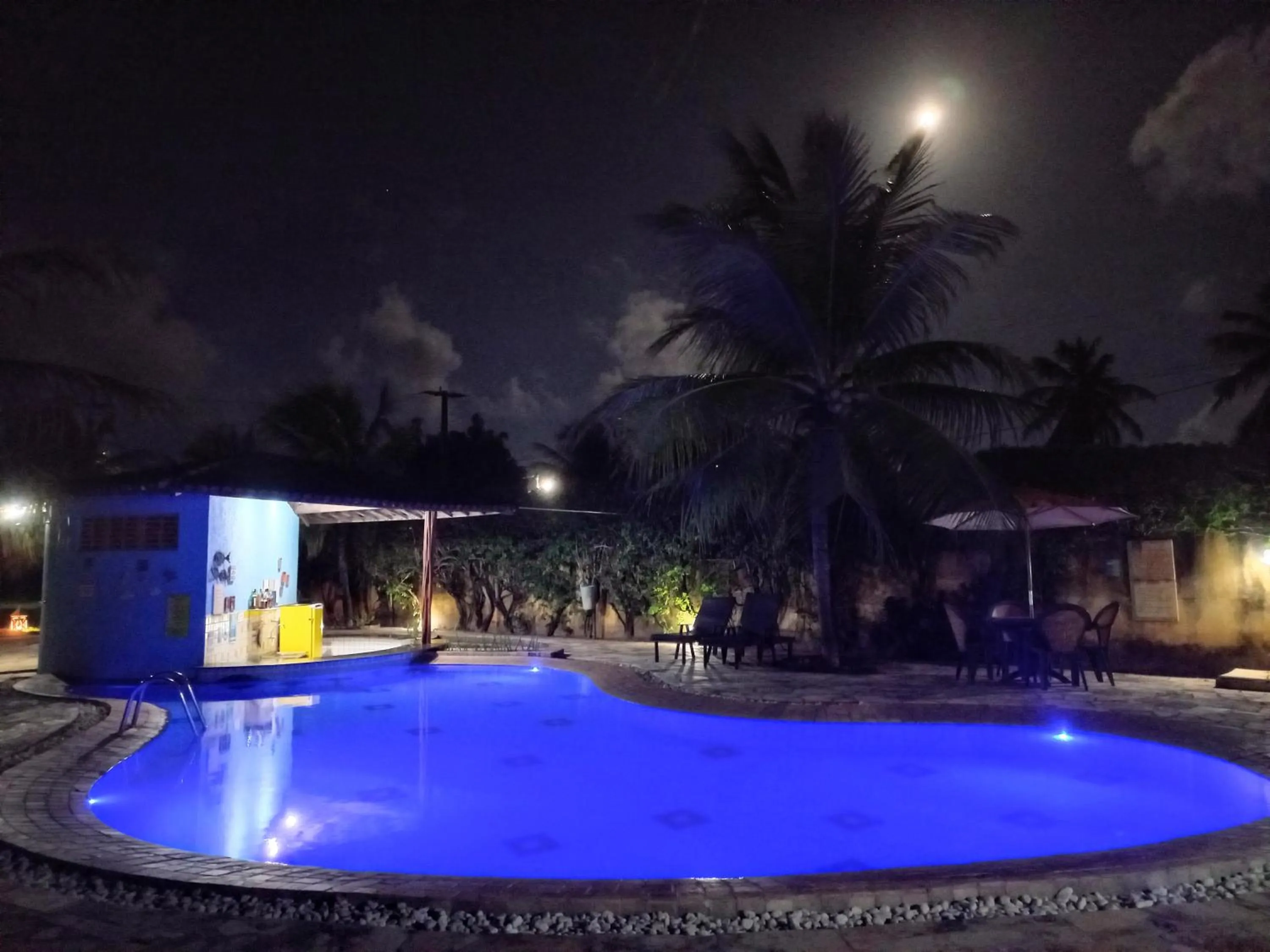 Pool view in Hotel Enseada Maracajaú