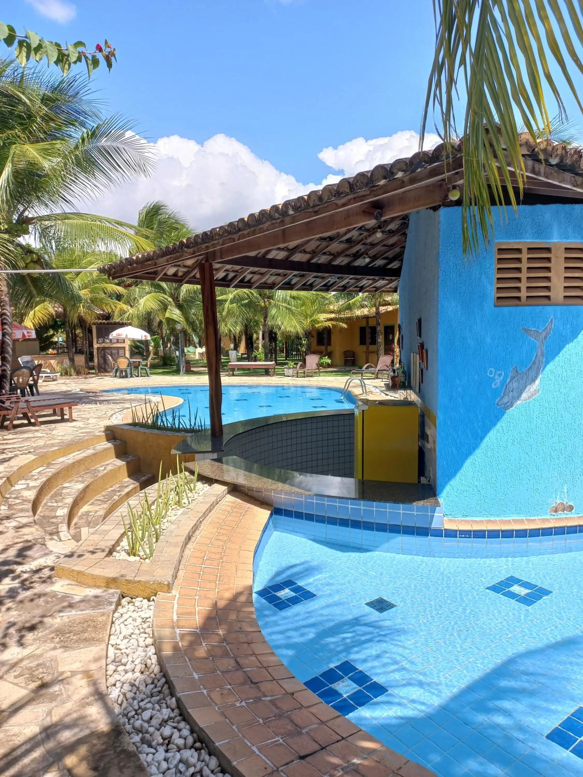 Swimming pool in Hotel Enseada Maracajaú