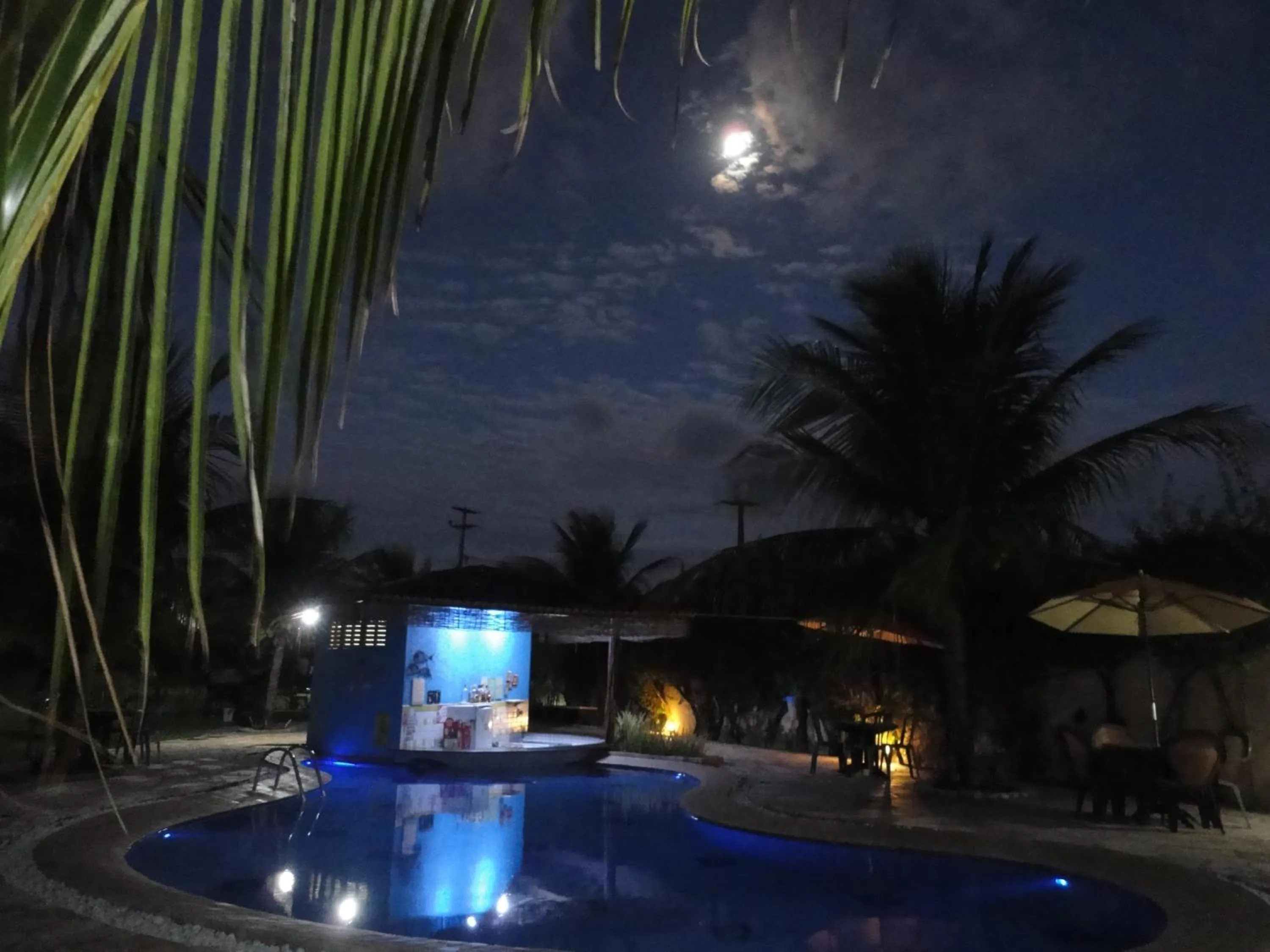 Swimming pool in Hotel Enseada Maracajaú