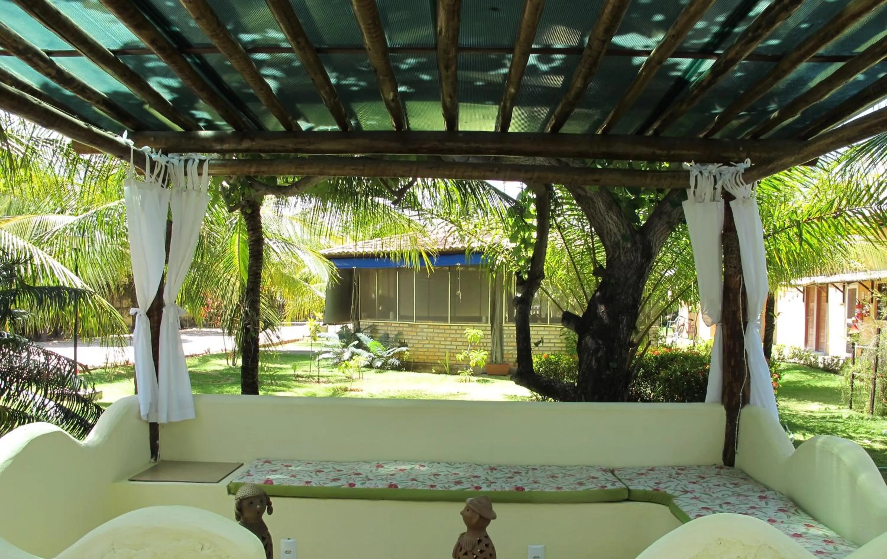 Garden in Hotel Enseada Maracajaú