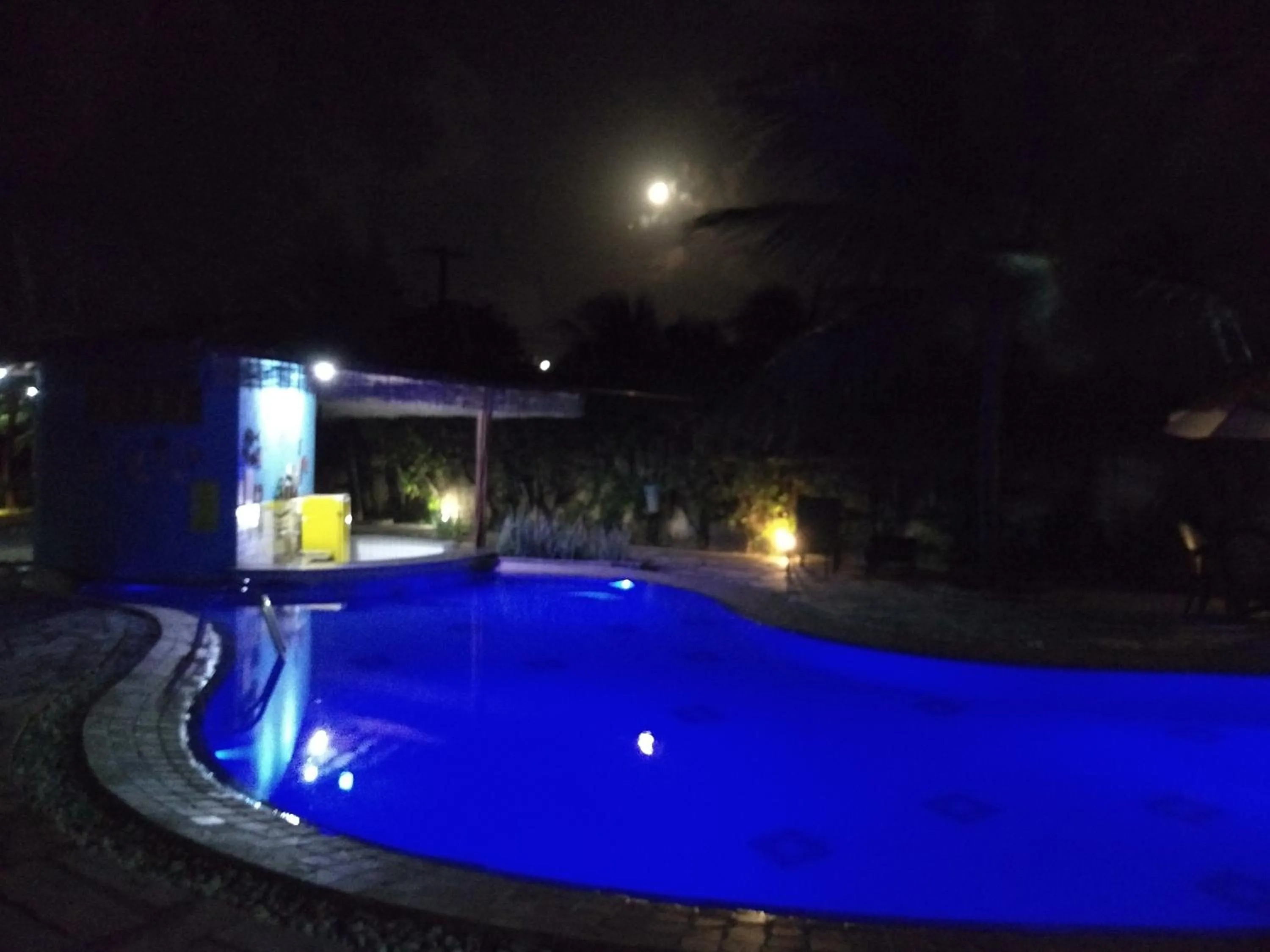 Swimming pool in Hotel Enseada Maracajaú