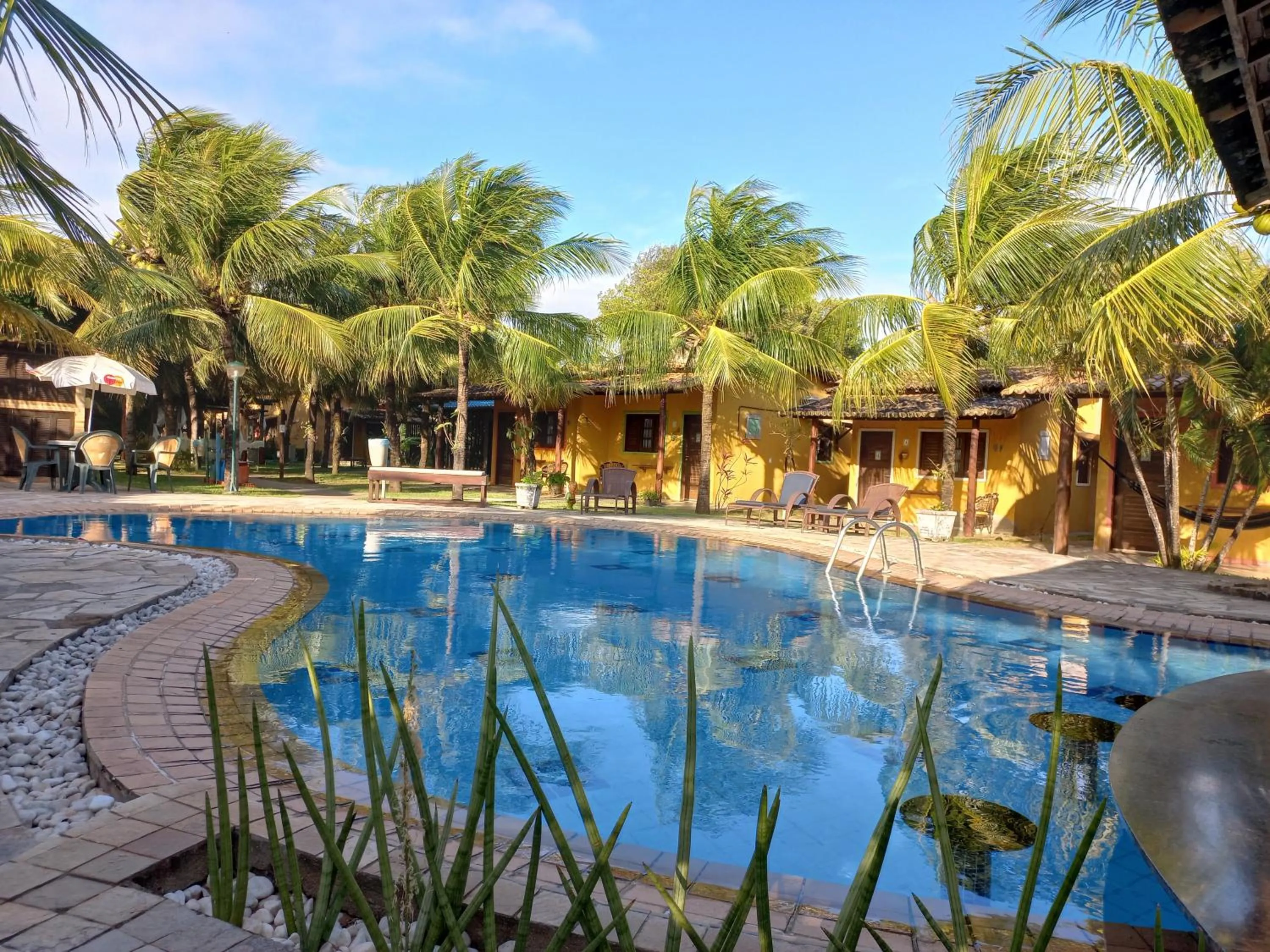 Pool view in Hotel Enseada Maracajaú