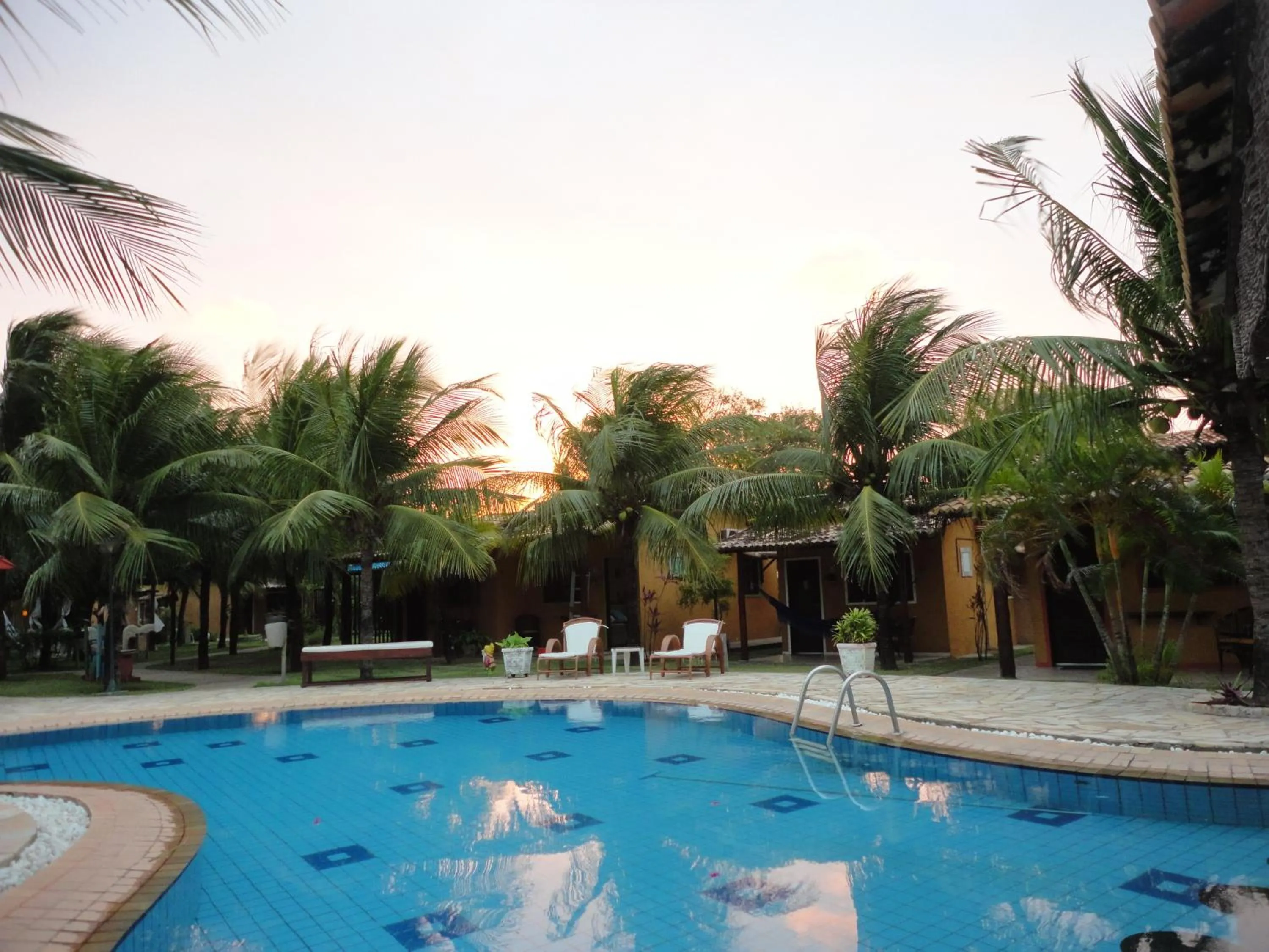 Pool view in Hotel Enseada Maracajaú