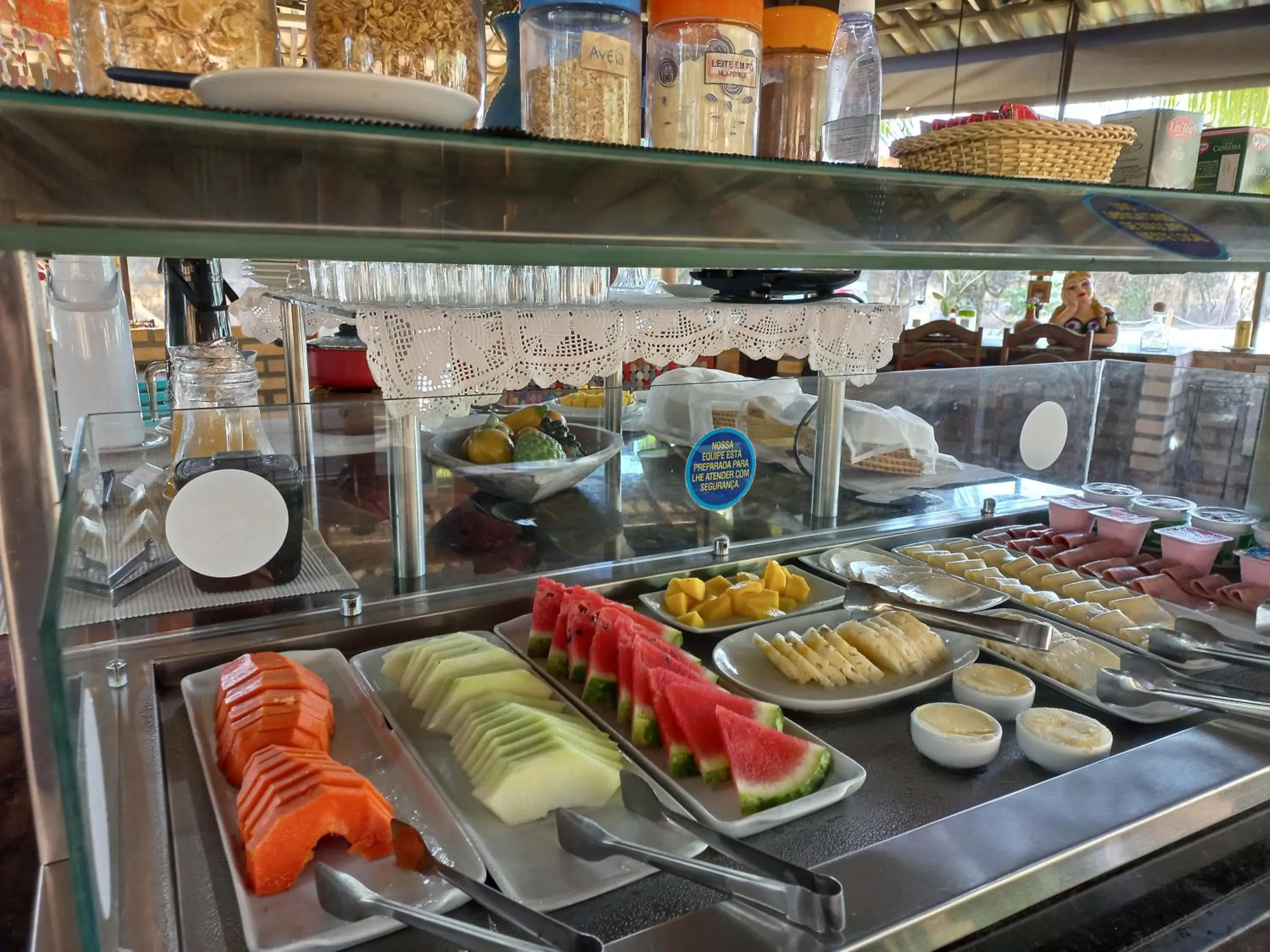 Buffet breakfast in Hotel Enseada Maracajaú