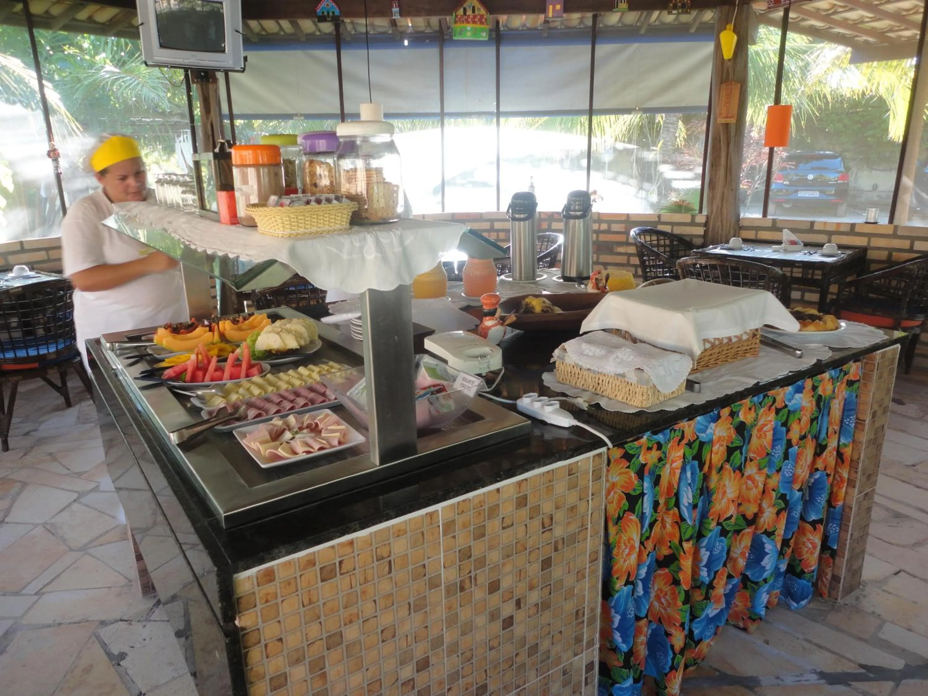 Restaurant/places to eat in Hotel Enseada Maracajaú