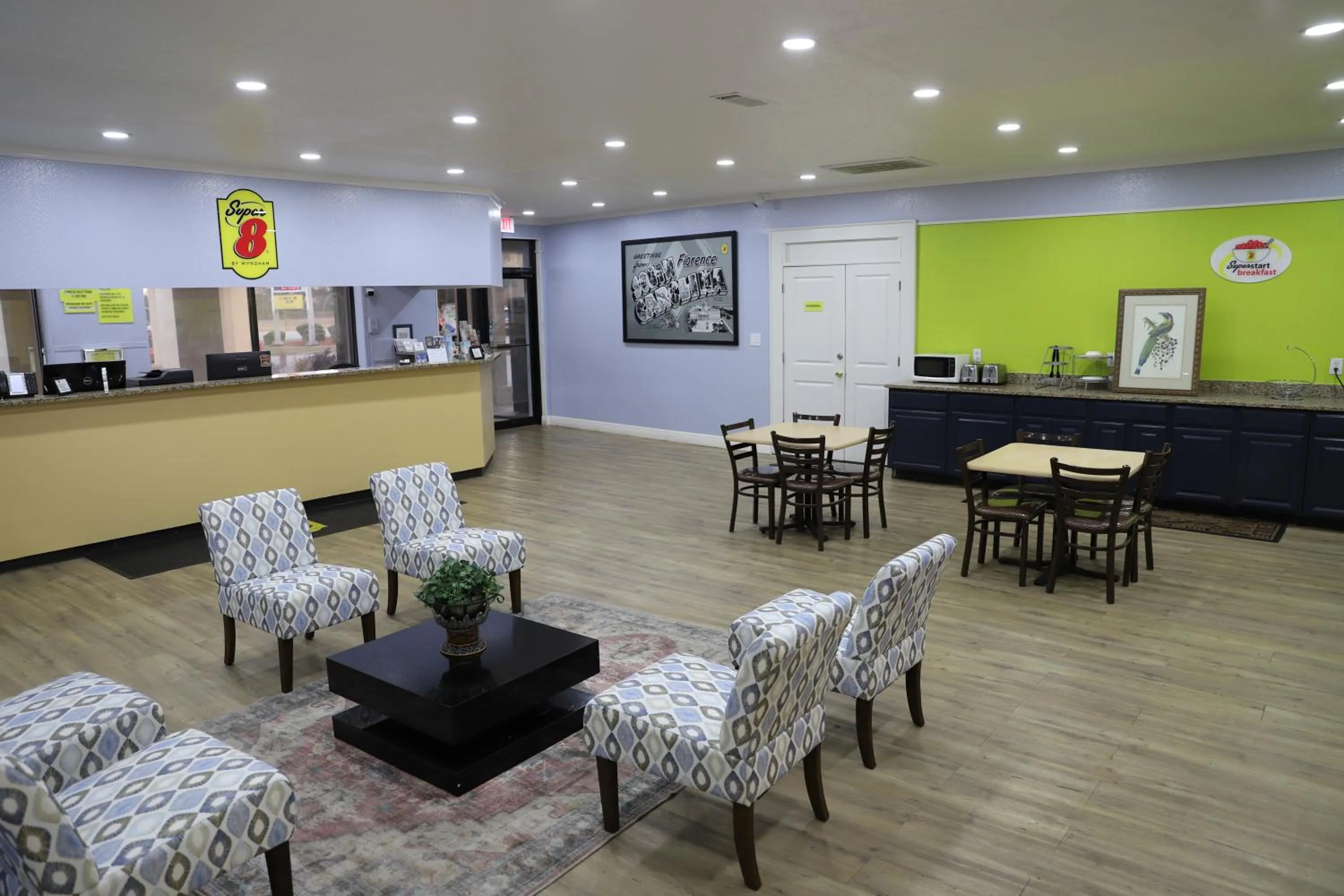 Restaurant/places to eat in Super 8 by Wyndham Florence SC I-95 North - Hwy 76