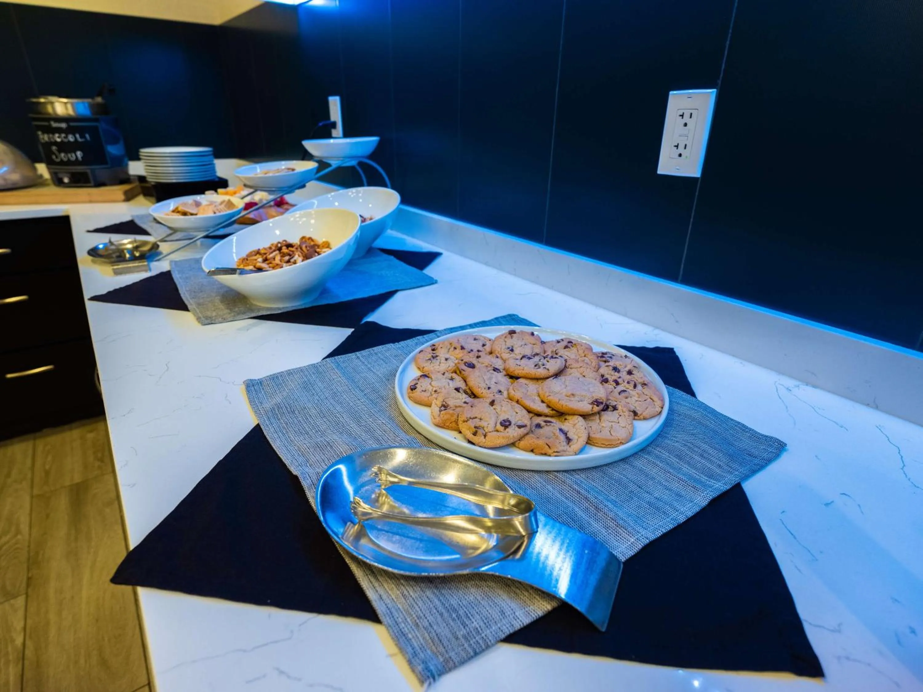 Restaurant/places to eat in Homewood Suites by Hilton Joplin