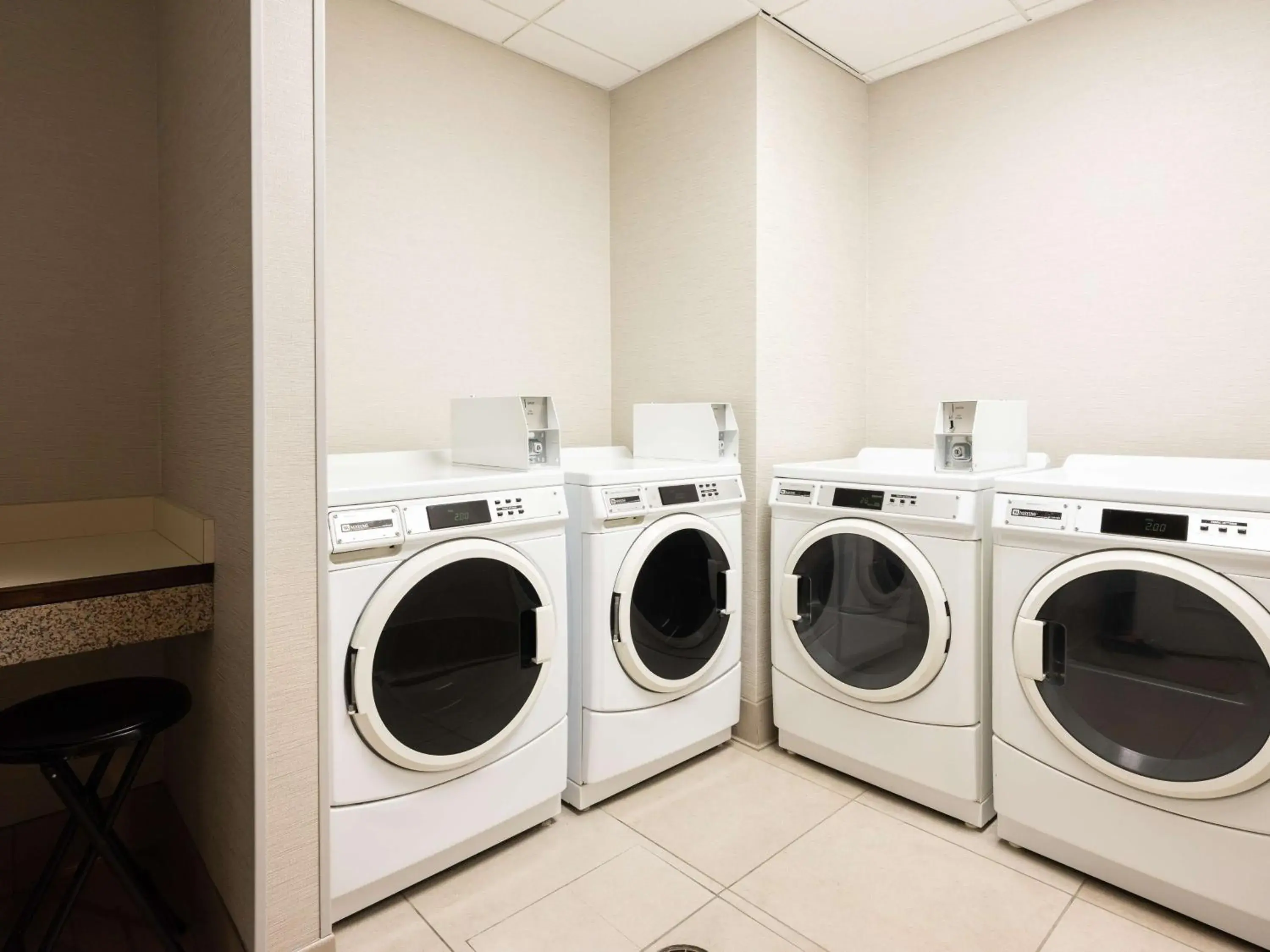 Property building in Homewood Suites by Hilton Joplin Property building in Homewood Suites by Hilton Joplin