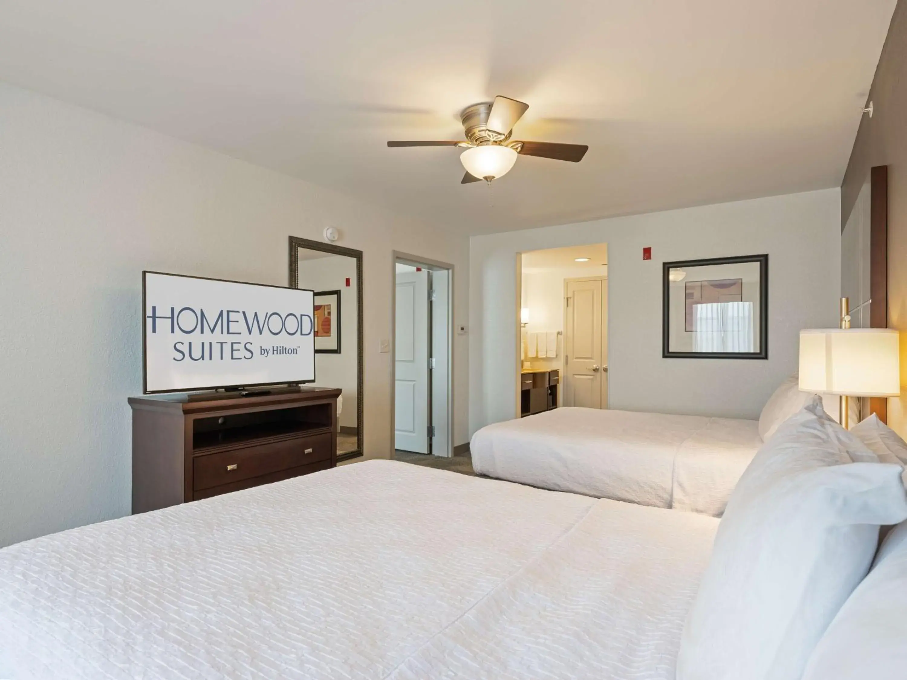 One-Bedroom Queen Suite with Two Queen Beds - Non-Smoking in Homewood Suites by Hilton Joplin One-Bedroom Queen Suite with Two Queen Beds - Non-Smoking in Homewood Suites by Hilton Joplin