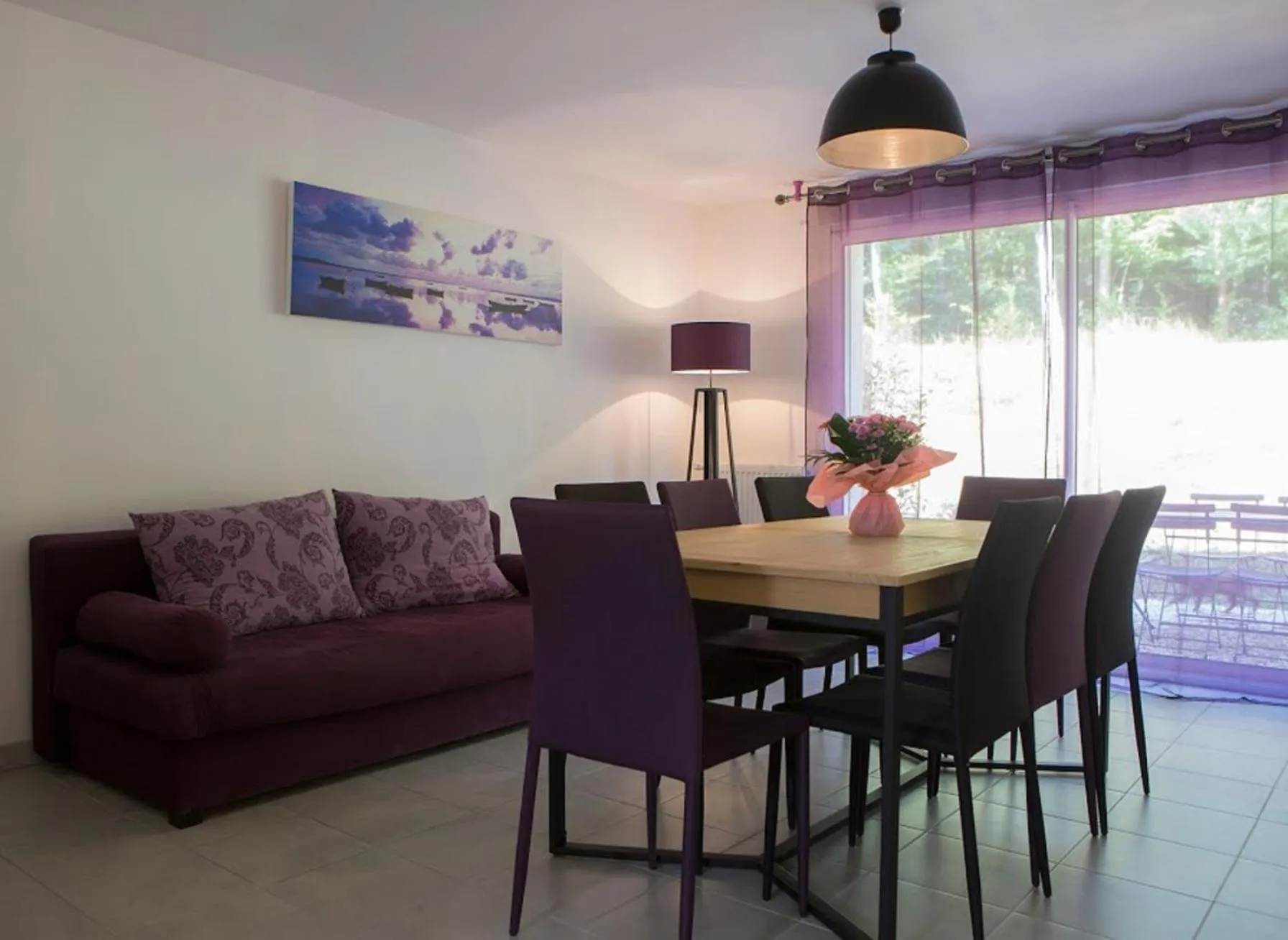 Patio in Gîtes de l'Orée du Bois - Boussières