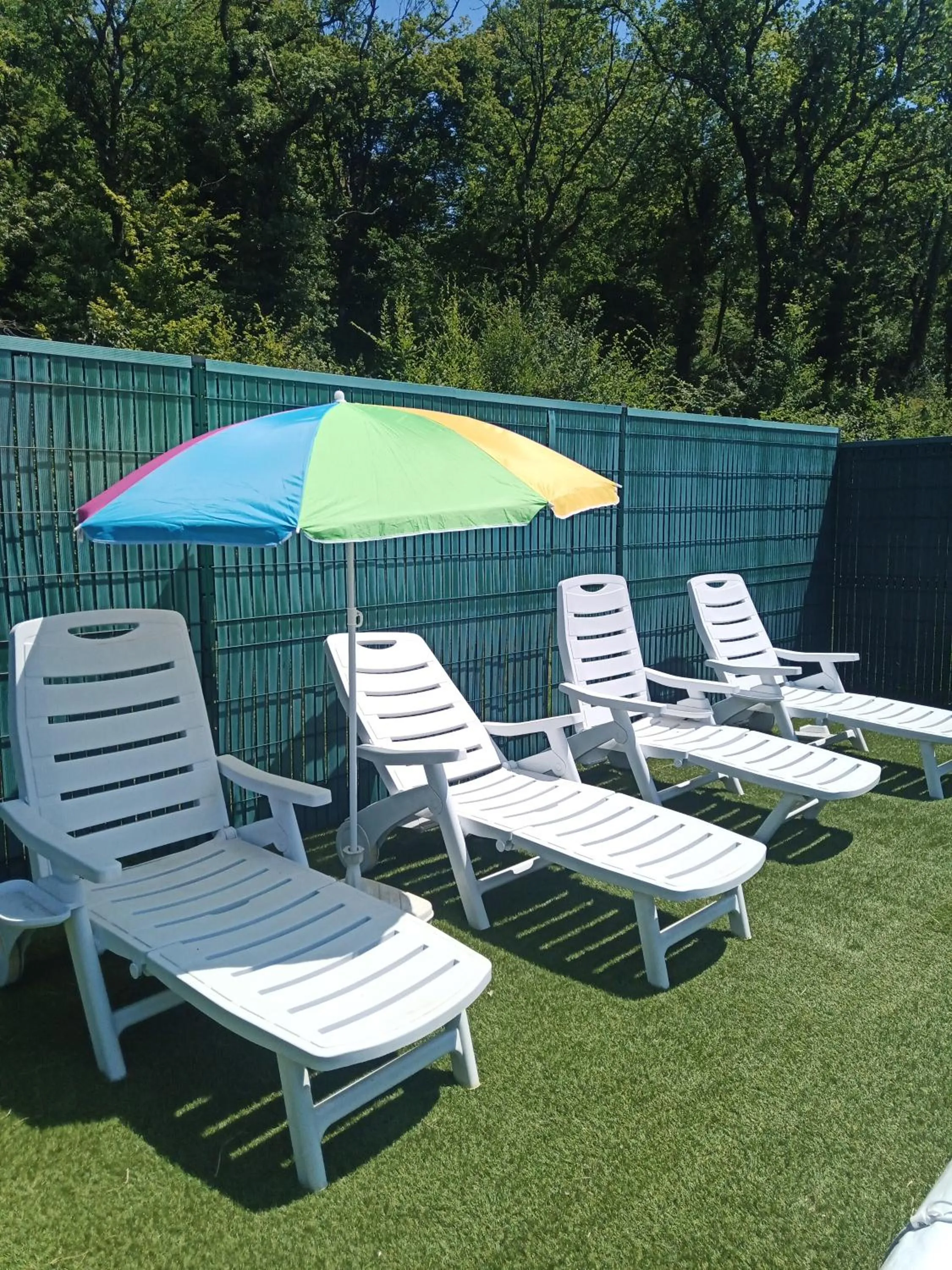 Pool view in Gîtes de l'Orée du Bois - Boussières