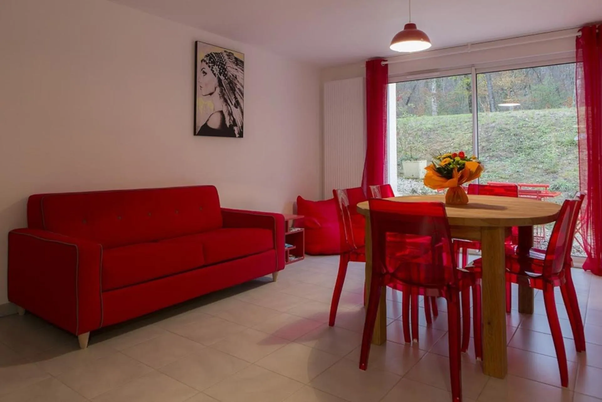 Patio in Gîtes de l'Orée du Bois - Boussières