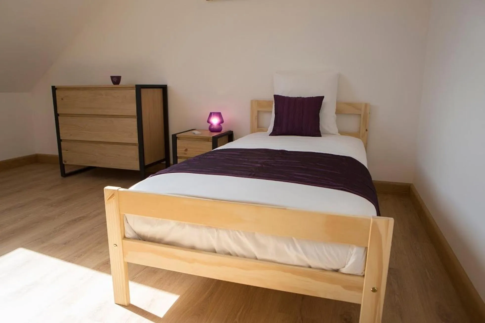 Bed in Gîtes de l'Orée du Bois - Boussières