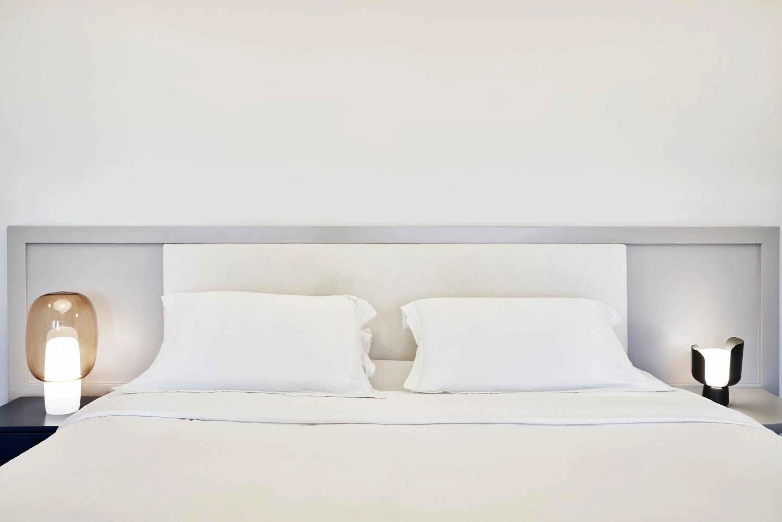 Bed in Old Castle Oia