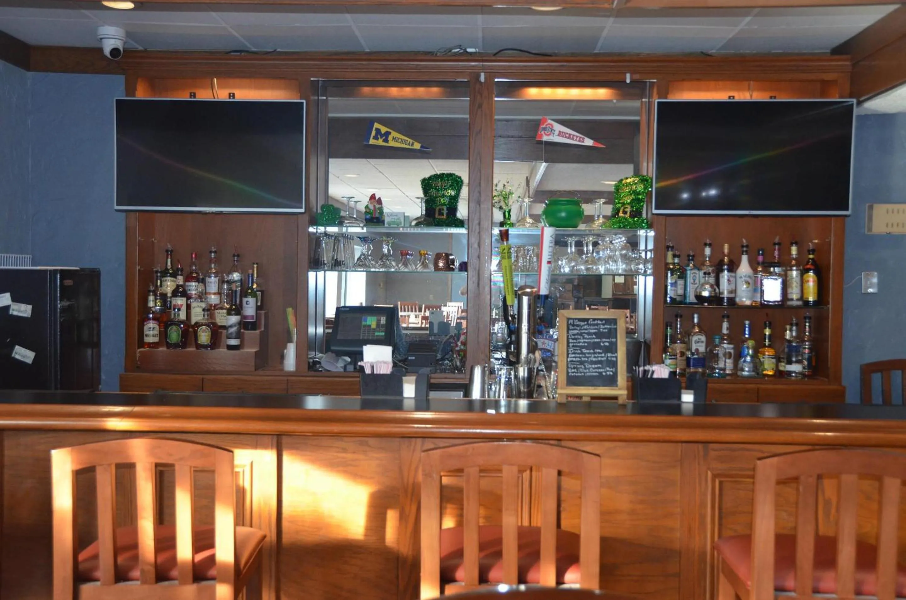 Lounge or bar in Quality Inn Perrysburg - Toledo South