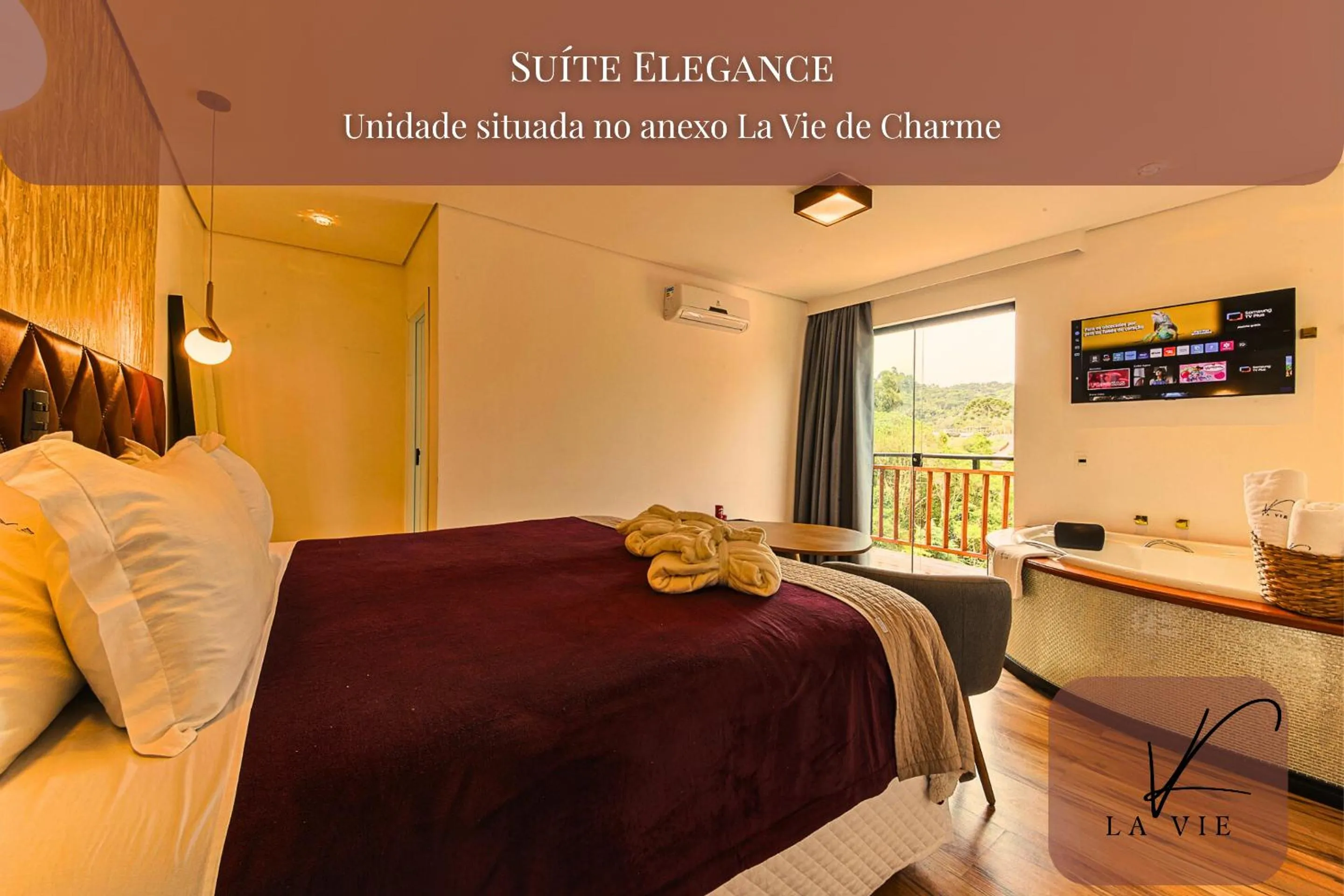 Text overlay, Bed in Caminho das Pedras Pousada de Charme