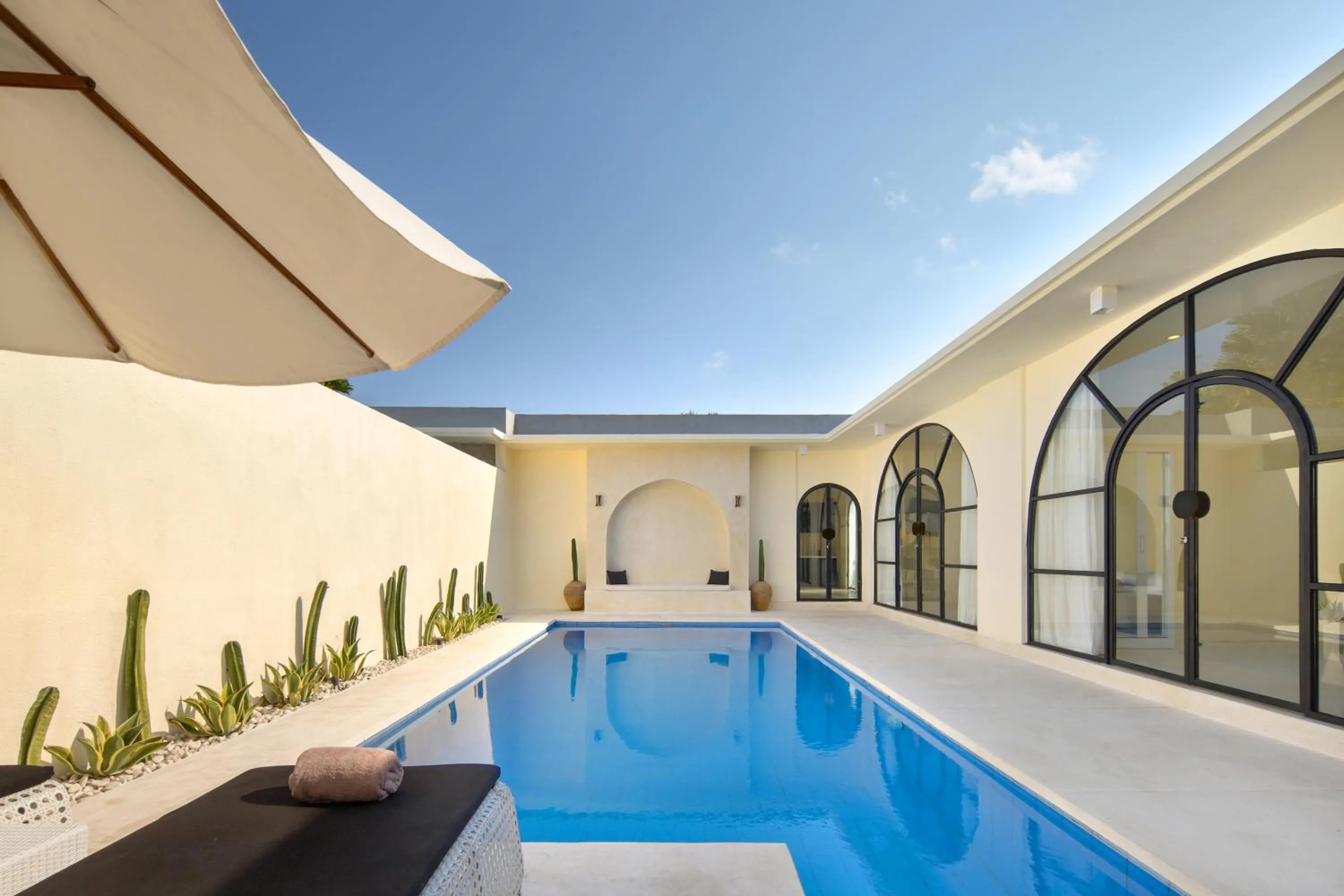 Day in The Grand Daha Luxury Villas