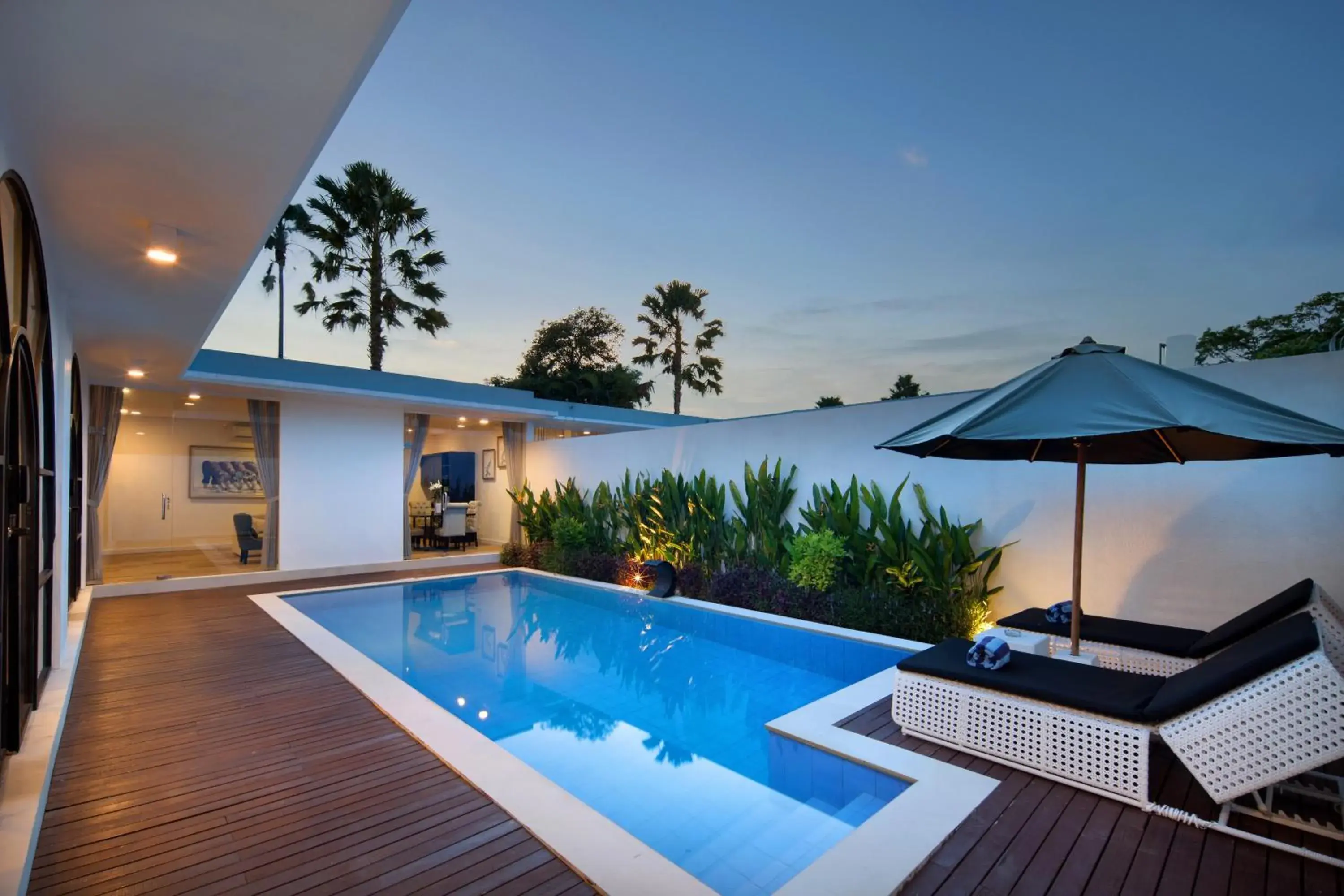 Swimming pool in The Grand Daha Luxury Villas Swimming pool in The Grand Daha Luxury Villas